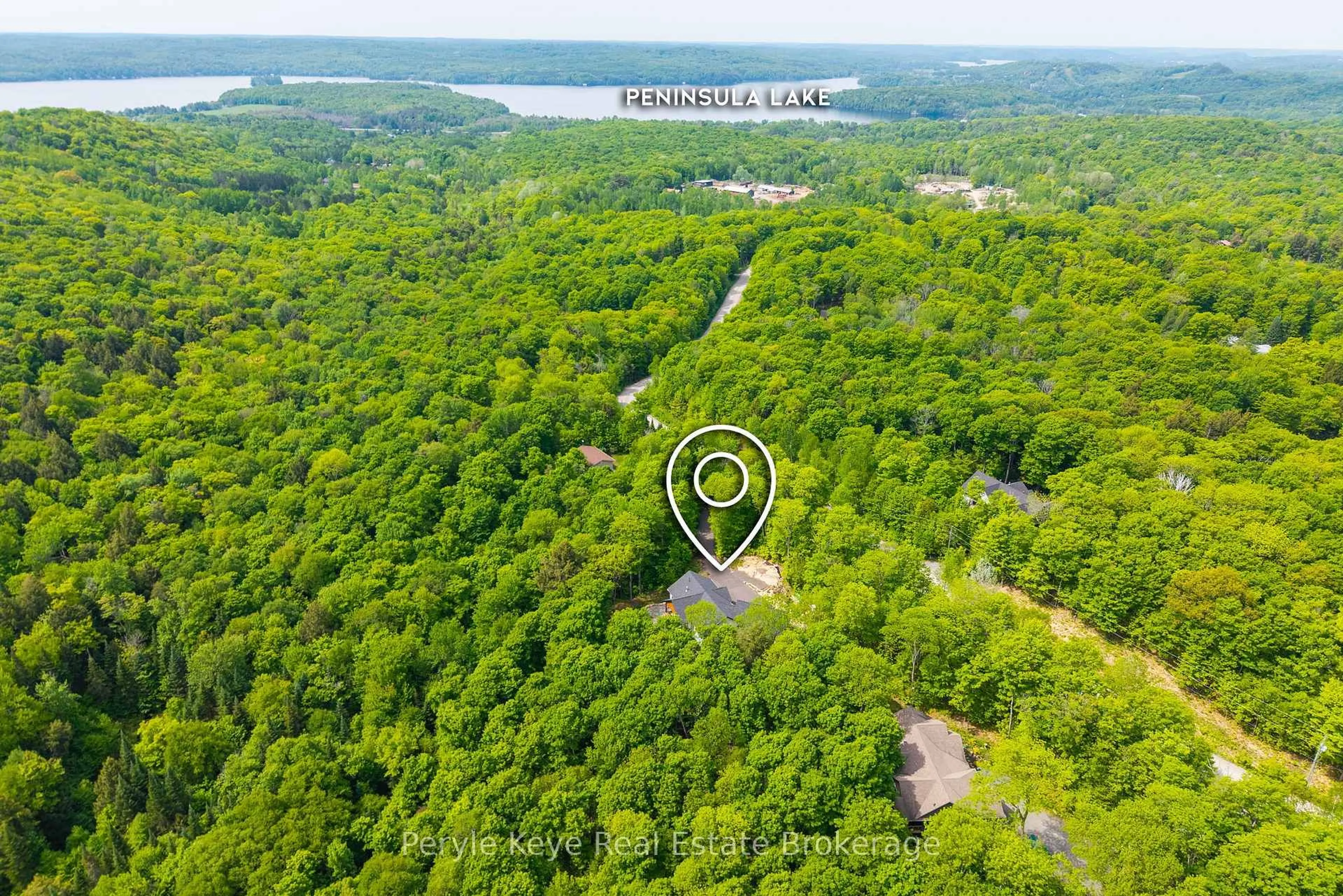 A pic from outside/outdoor area/front of a property/back of a property/a pic from drone, water/lake/river/ocean view for 1140 Walkers Glenn Cres, Lake of Bays Ontario P1H 2J6