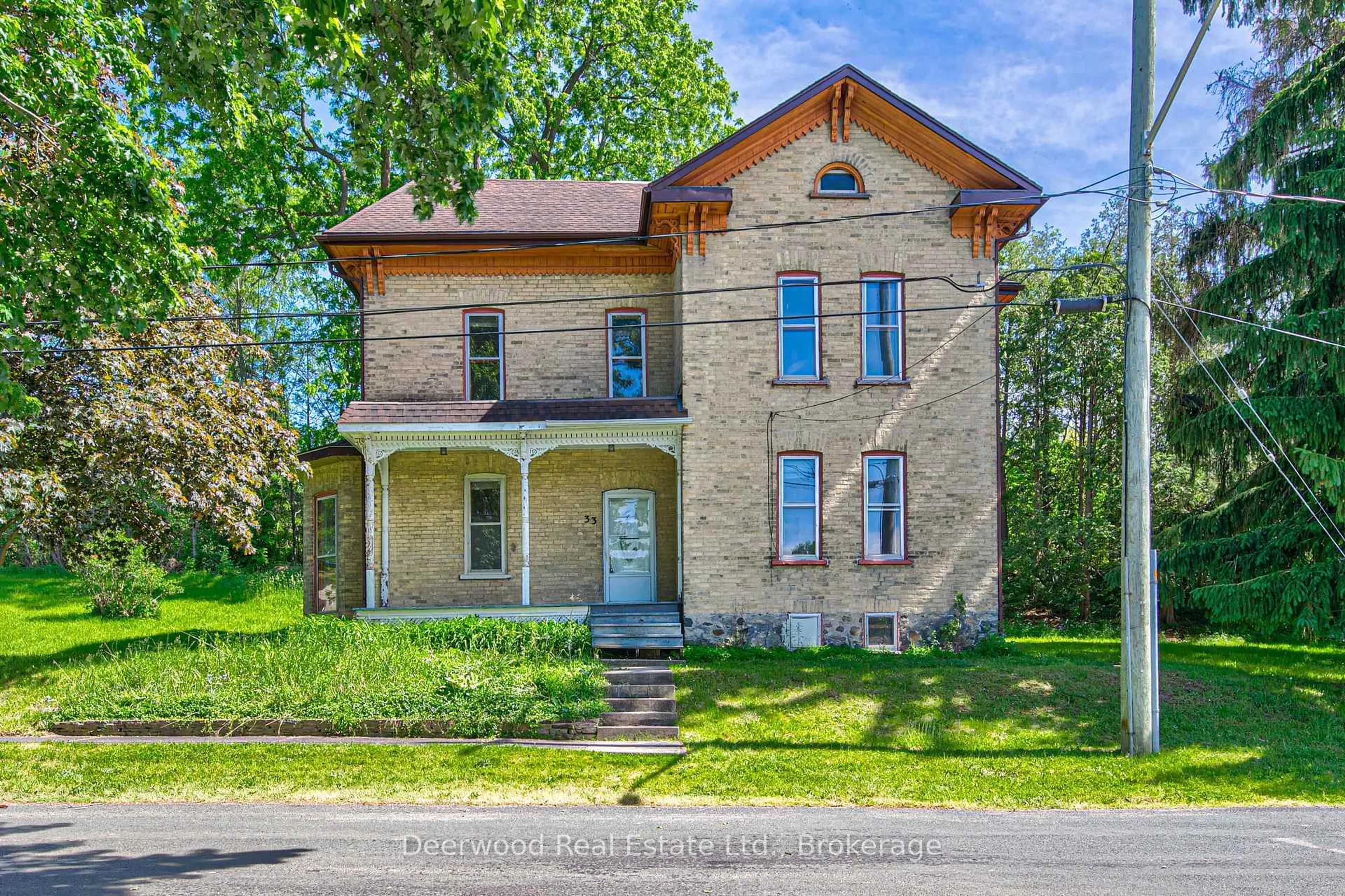 Home with brick exterior material, building for 33 Scheifele Pl, Woolwich Ontario N0B 1B0