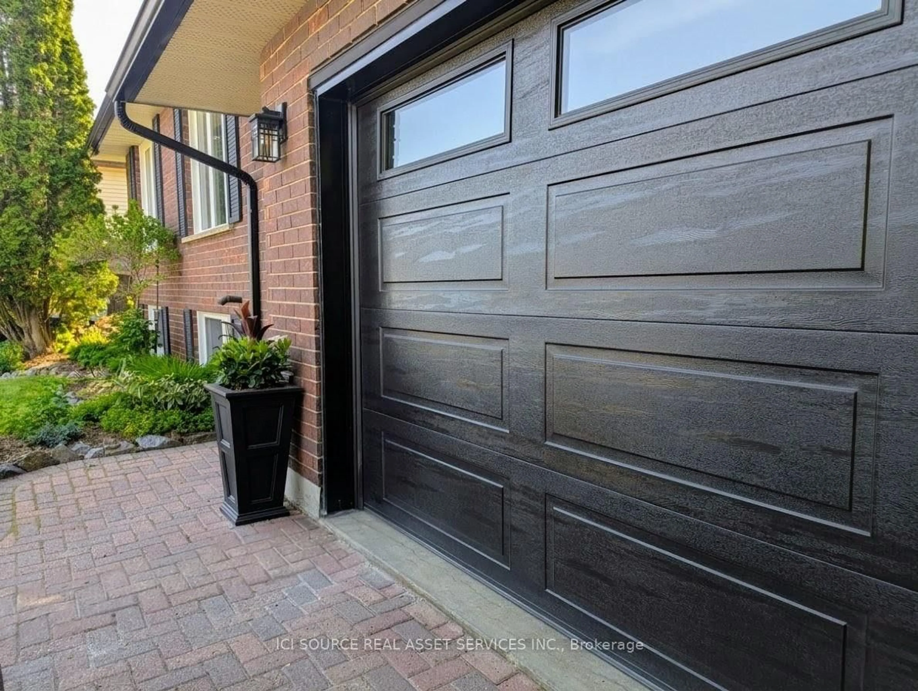 Home with brick exterior material, street for 125 Autumnwood Cres, Greater Sudbury Ontario P3B 3Z1