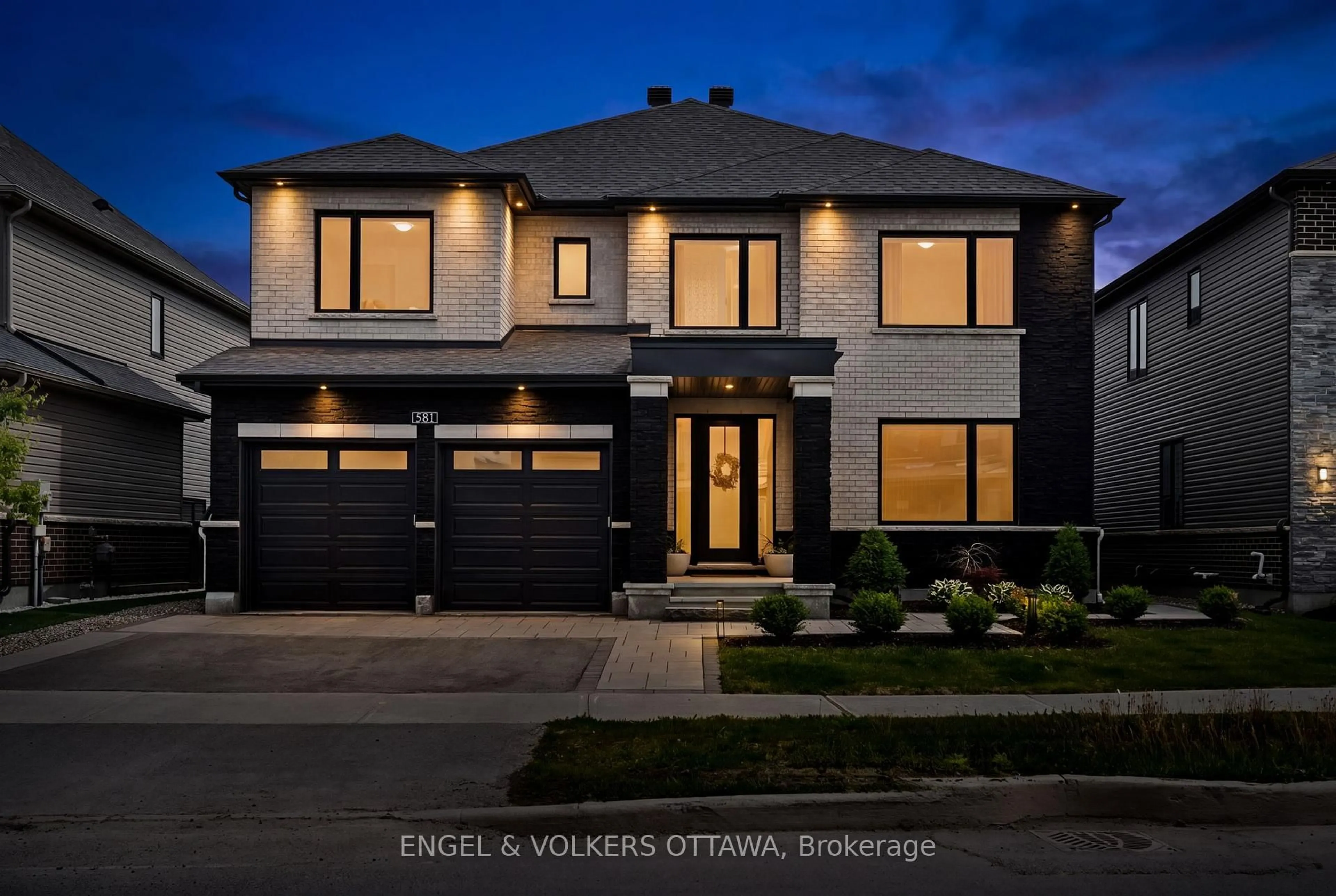 Home with brick exterior material, street for 581 Bridgeport Ave, Manotick Ontario K4M 0M4