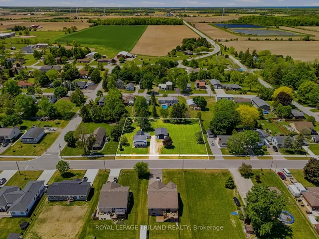 191 ELIZABETH St, Lambton Shores 3