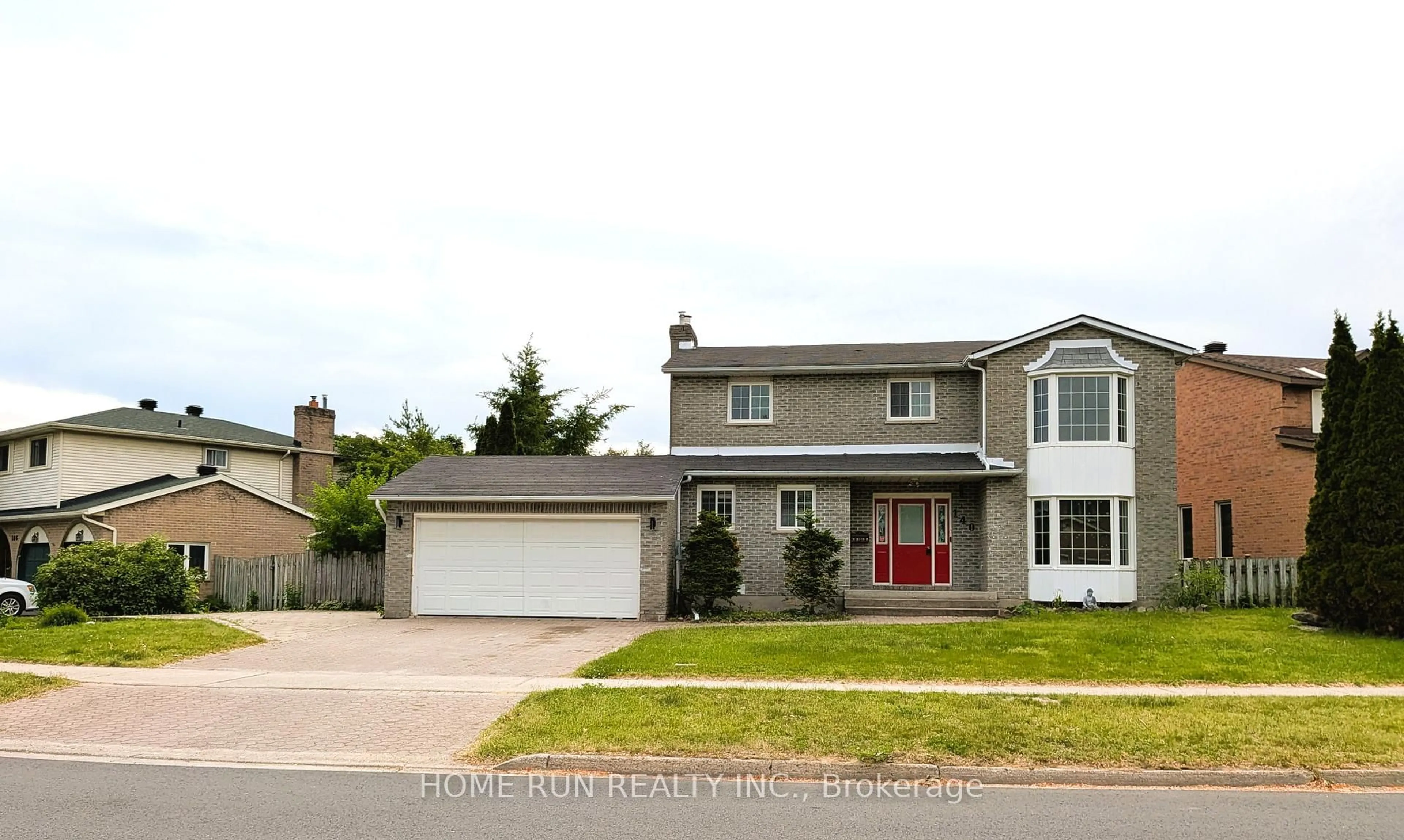 Home with vinyl exterior material, street for 140 Beley St, Brockville Ontario K6V 6W2