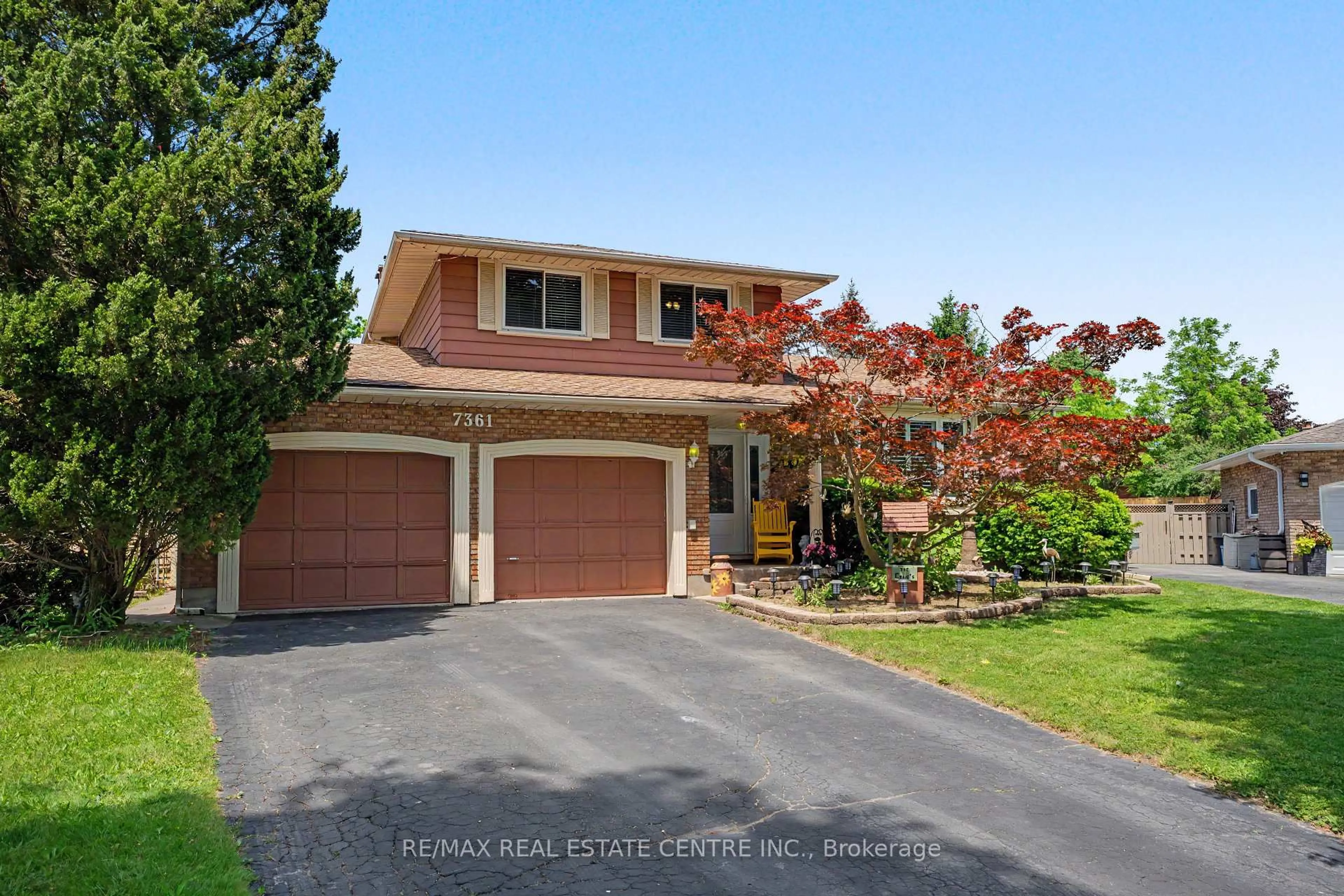 Home with brick exterior material, street for 7361 Harte Circ, Niagara Falls Ontario L2J 3S4