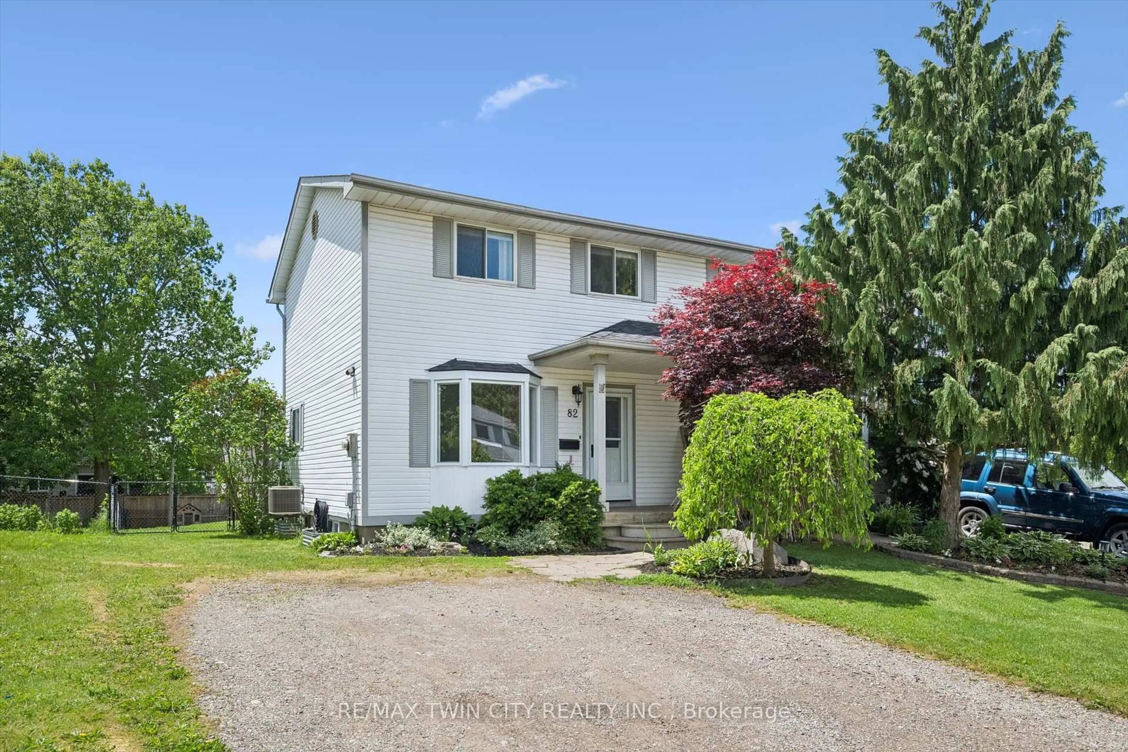 Unknown for 82 Catherine St, Wilmot Ontario N3A 1Z8