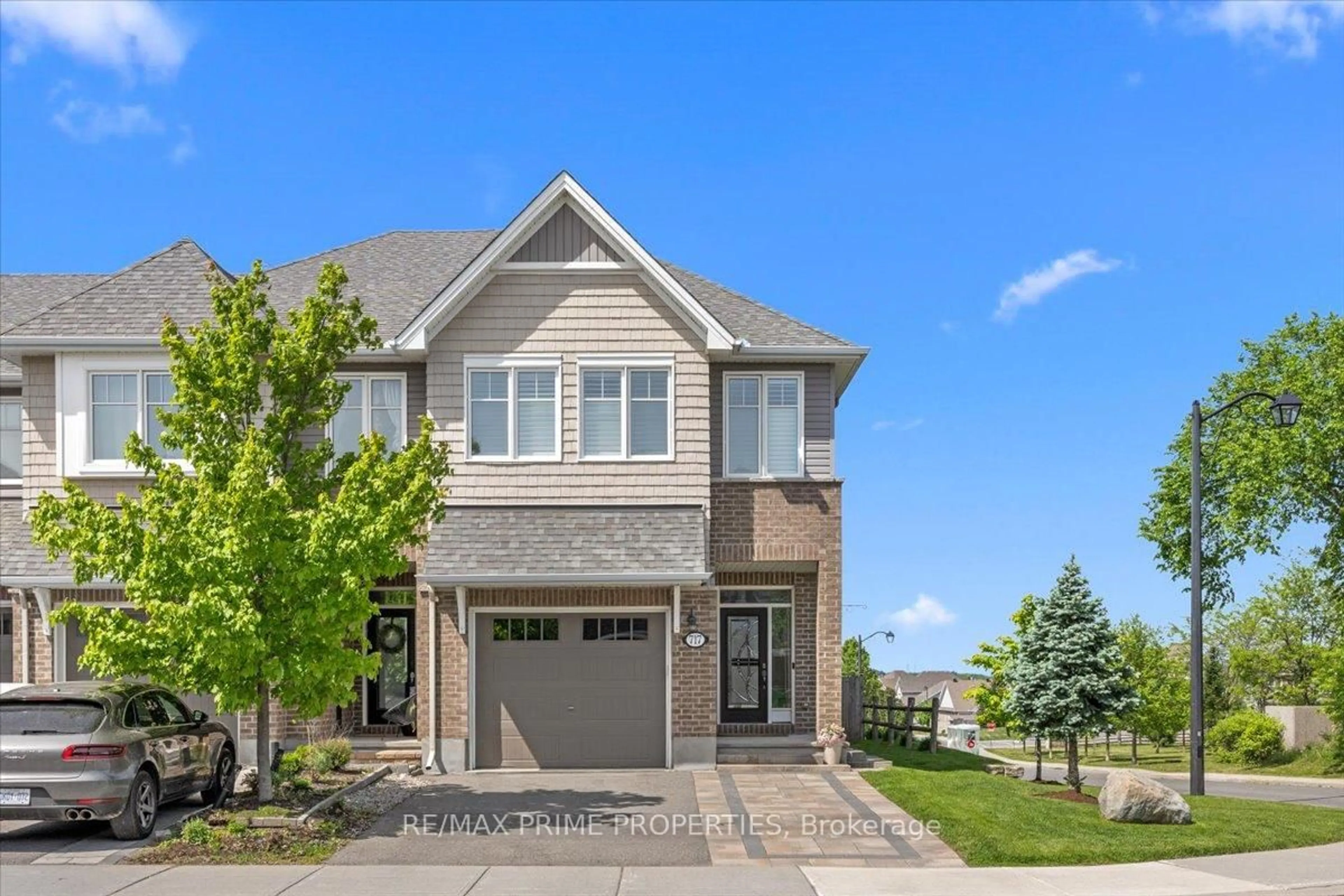 Home with brick exterior material, street for 717 Rue Du Cartographe St, Ottawa Ontario K4A 0Y8