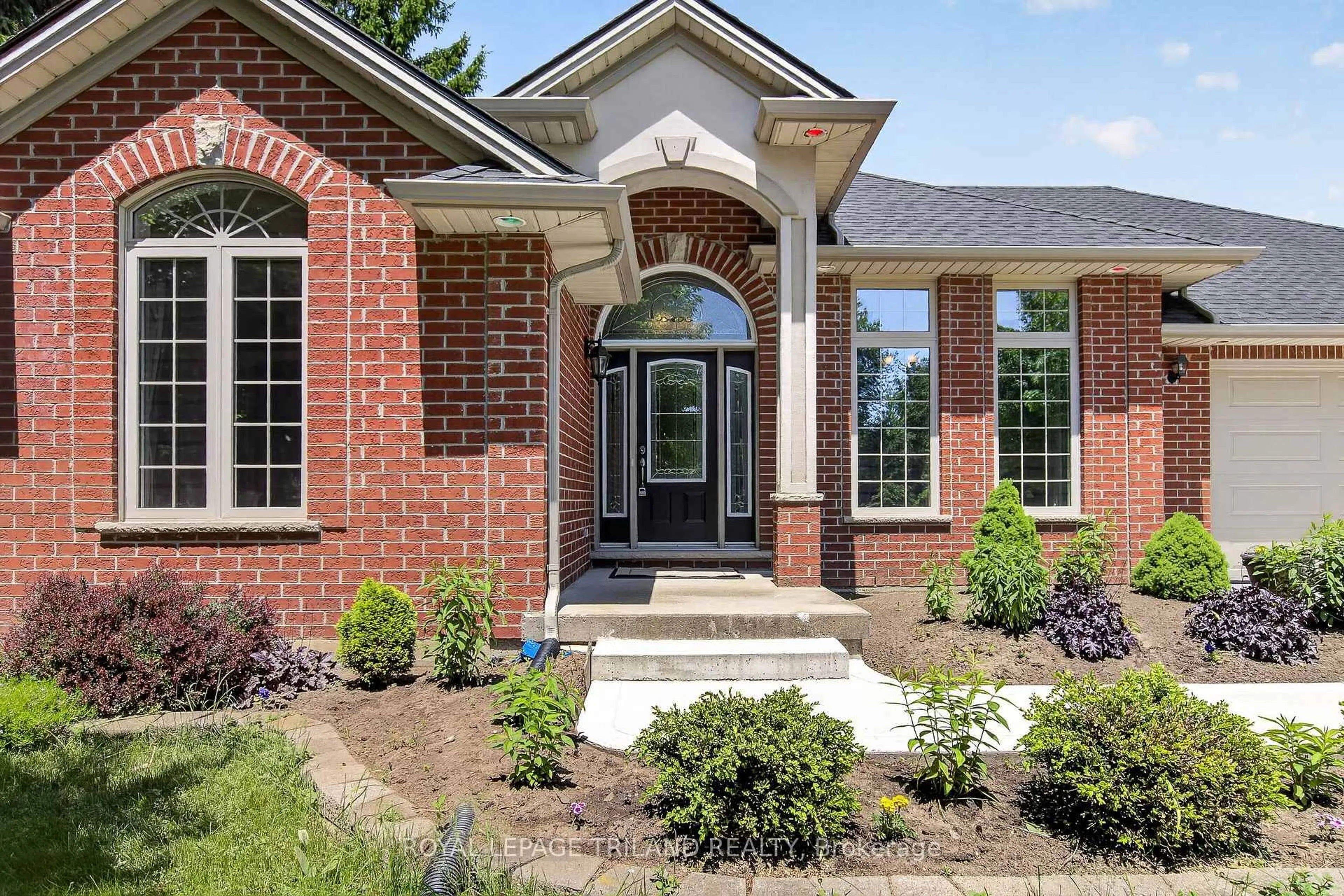 Home with brick exterior material, street for 51274 Calton Line Lane, Malahide Ontario N5H 2R5