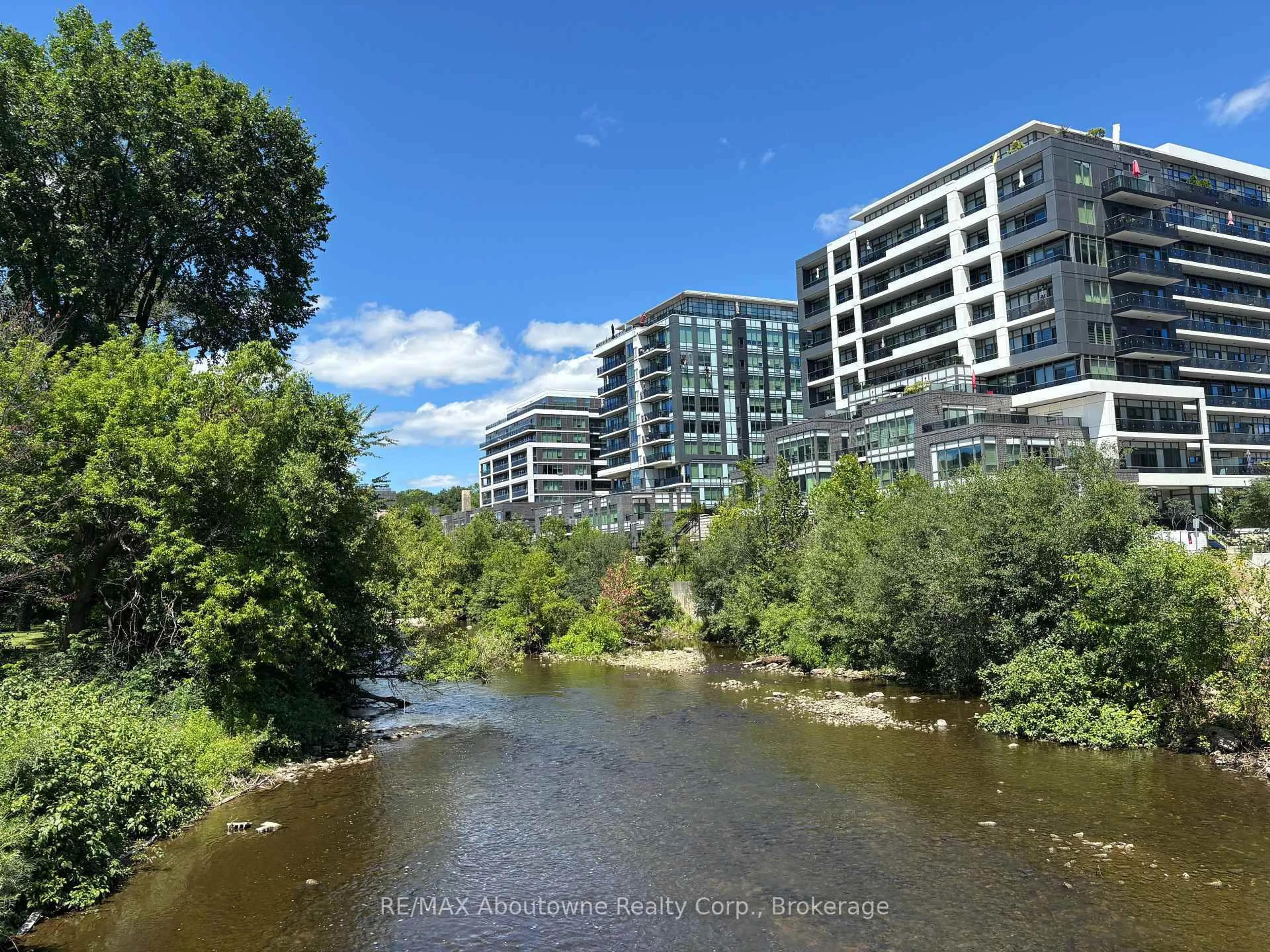 A pic from outside/outdoor area/front of a property/back of a property/a pic from drone, water/lake/river/ocean view for 53 Arthur St #RL5, Guelph Ontario N1E 0P5