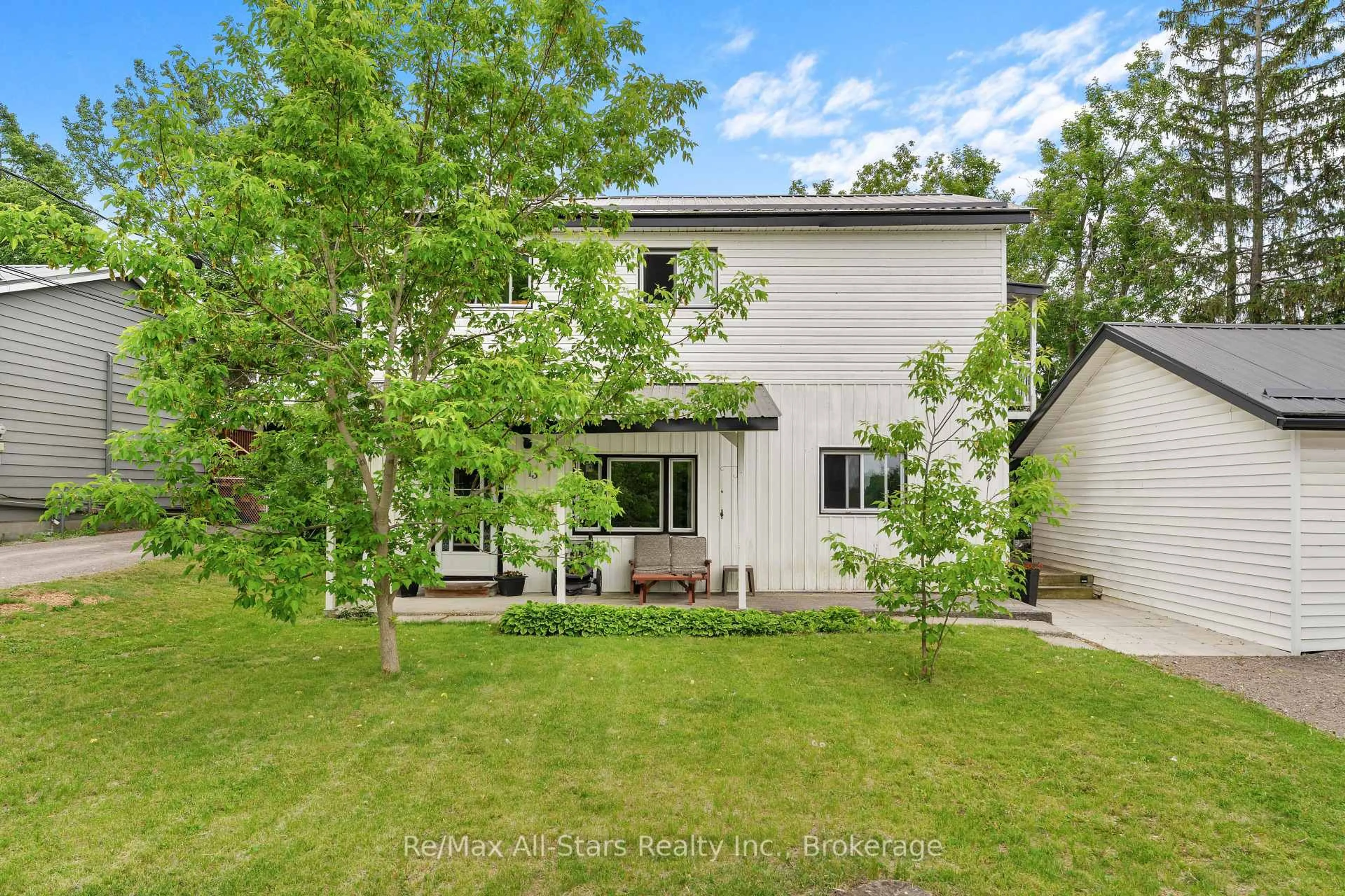 A pic from outside/outdoor area/front of a property/back of a property/a pic from drone, unknown for 13 Eva St, Kawartha Lakes Ontario K0M 1N0