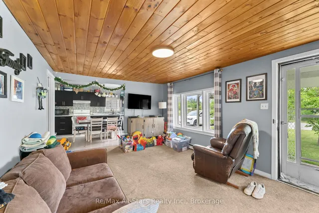 13 Eva St, Kawartha Lakes 5