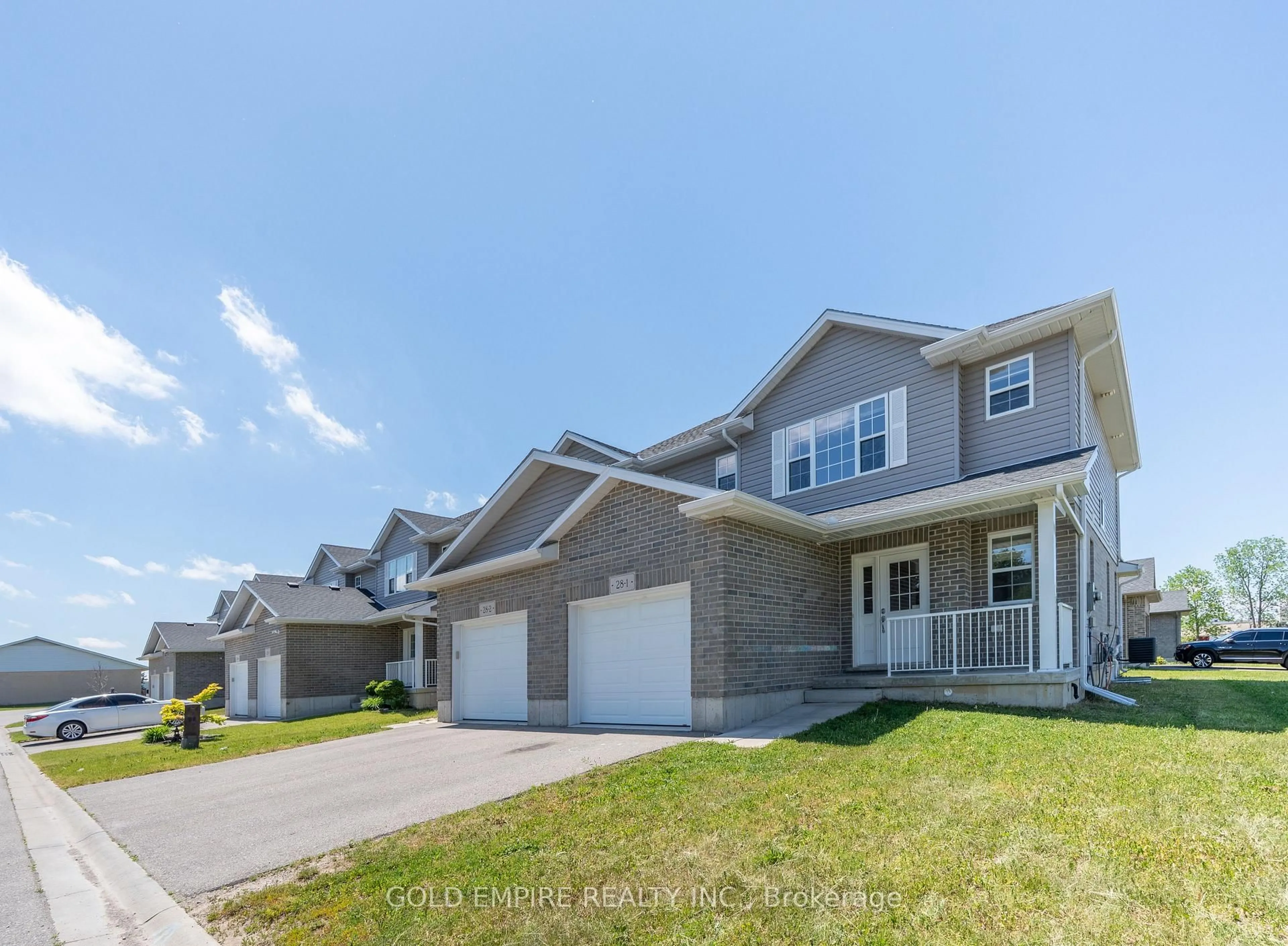 Home with vinyl exterior material, street for 28 MINLER St #1, Ingersoll Ontario N5C 0C9