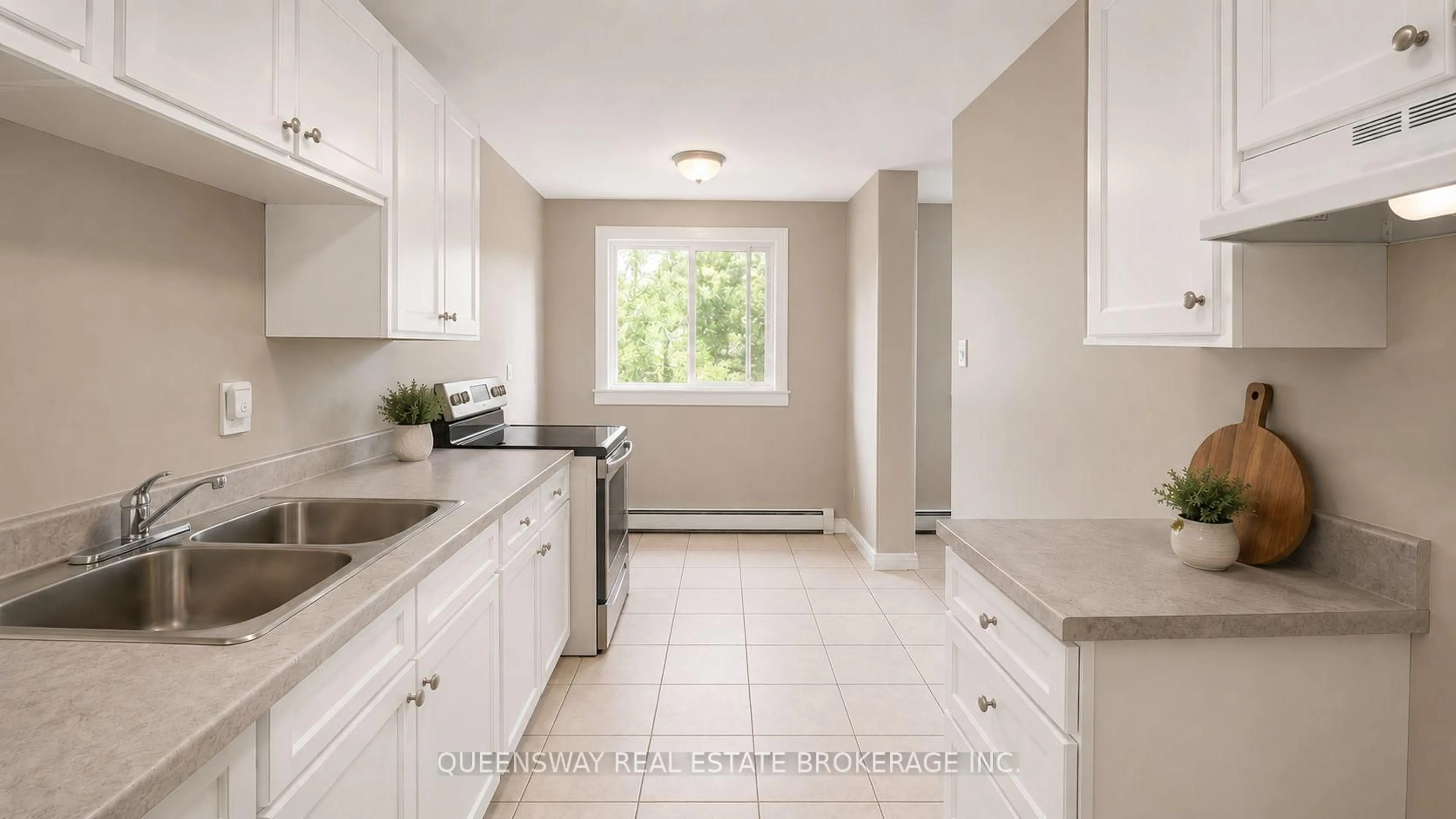Standard kitchen, ceramic/tile floor for 601 Barber Ave #306, North Perth Ontario N4W 1S4