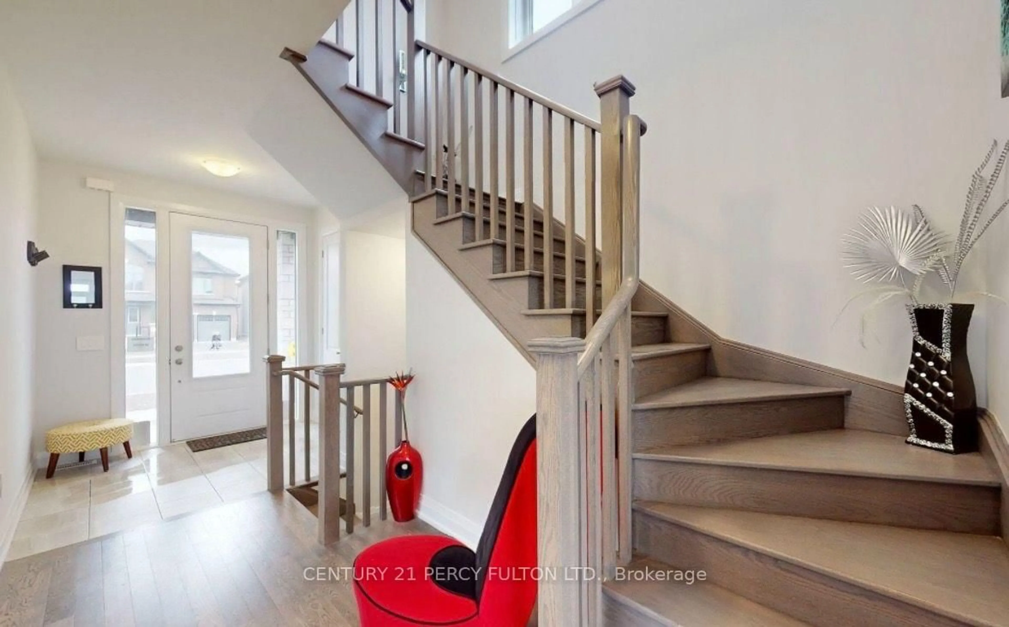 Stairs for 197 St Joseph Rd, Kawartha Lakes Ontario K9V 0R8
