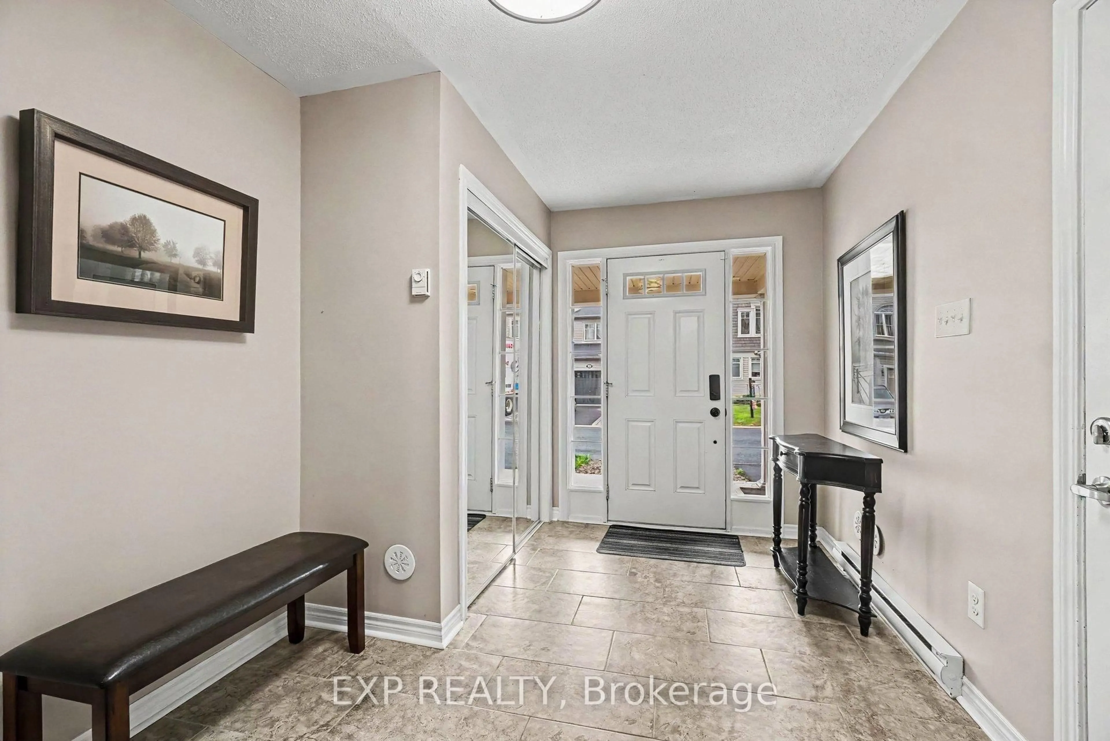 Indoor entryway for 2656 Baynes Sound Way, Ottawa Ontario K2J 0X2