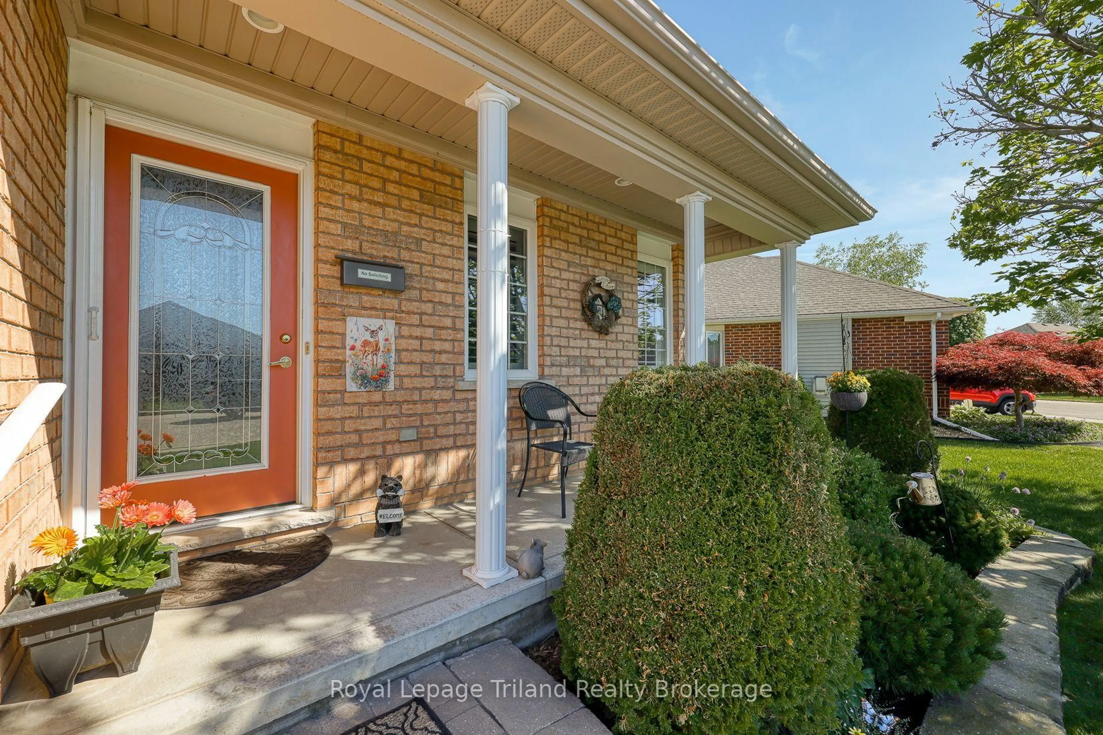 Home with brick exterior material, street for 121 Weston Dr, Tillsonburg Ontario N4G 5X1