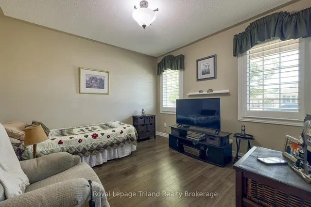 121 Weston Dr, Tillsonburg 5