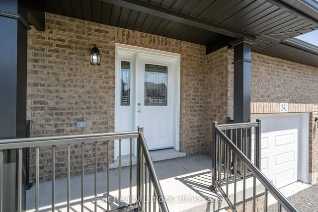 242 O'Neil St, Peterborough 2