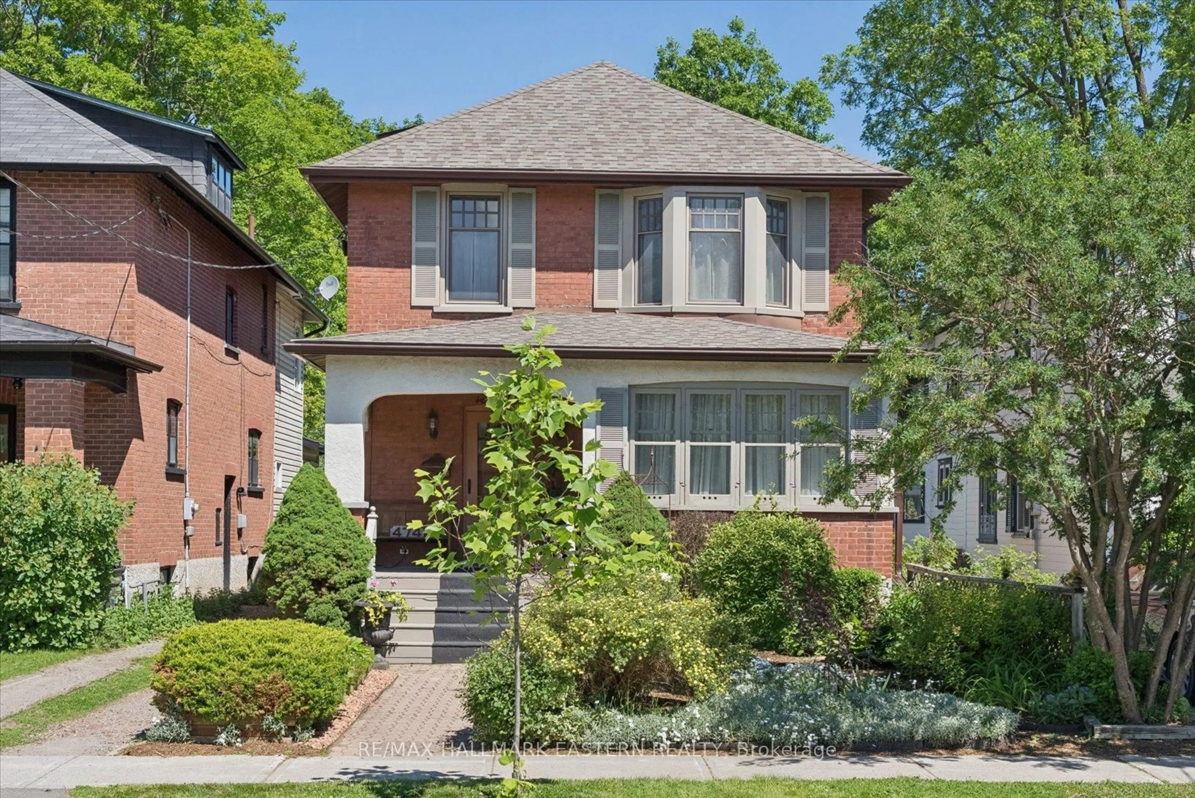 Home with brick exterior material, street for 474 Gilmour St, Peterborough Ontario K9H 2J9