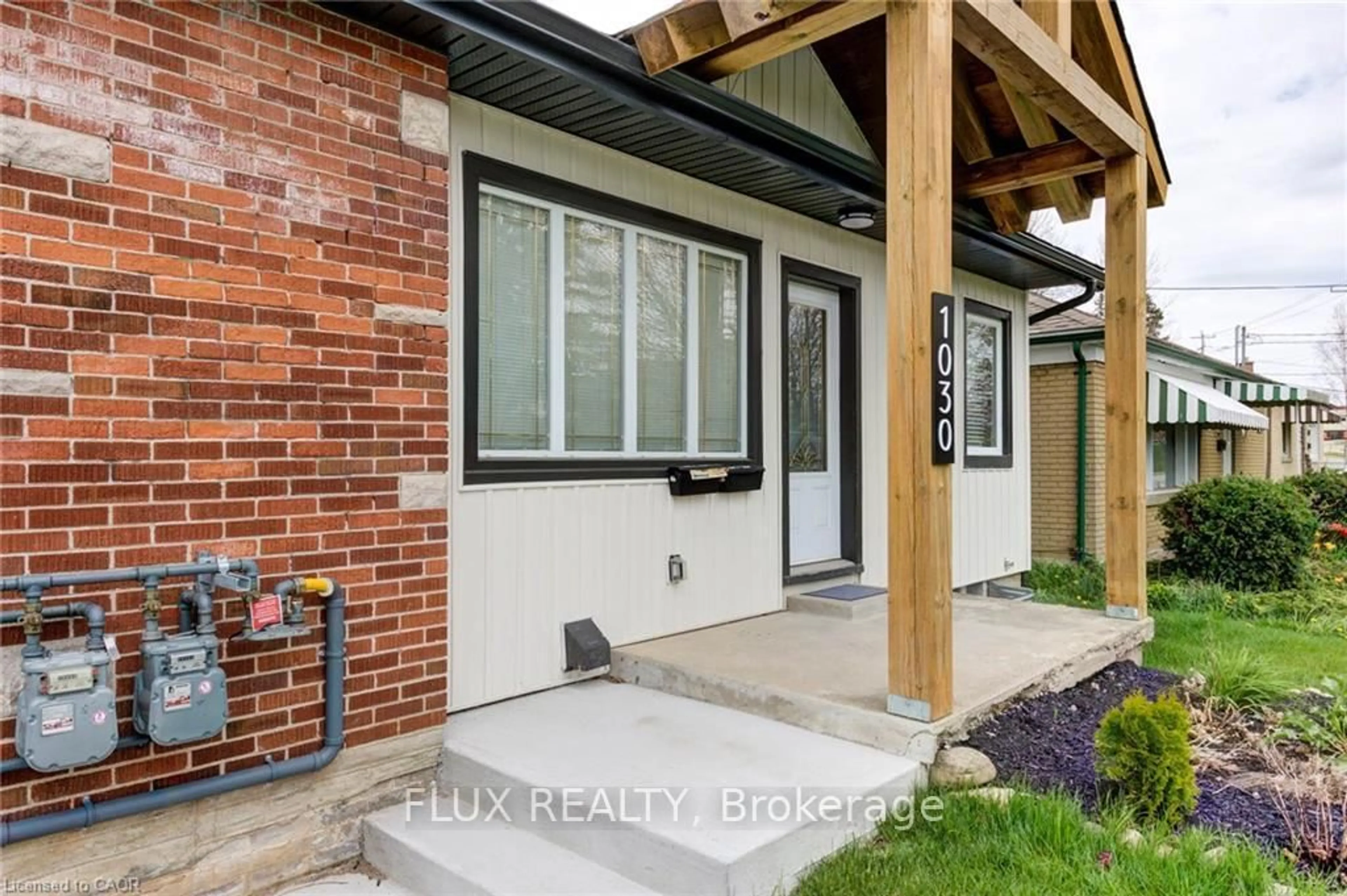 Unknown for 1030 Queens Blvd, Kitchener Ontario N2M 1B7