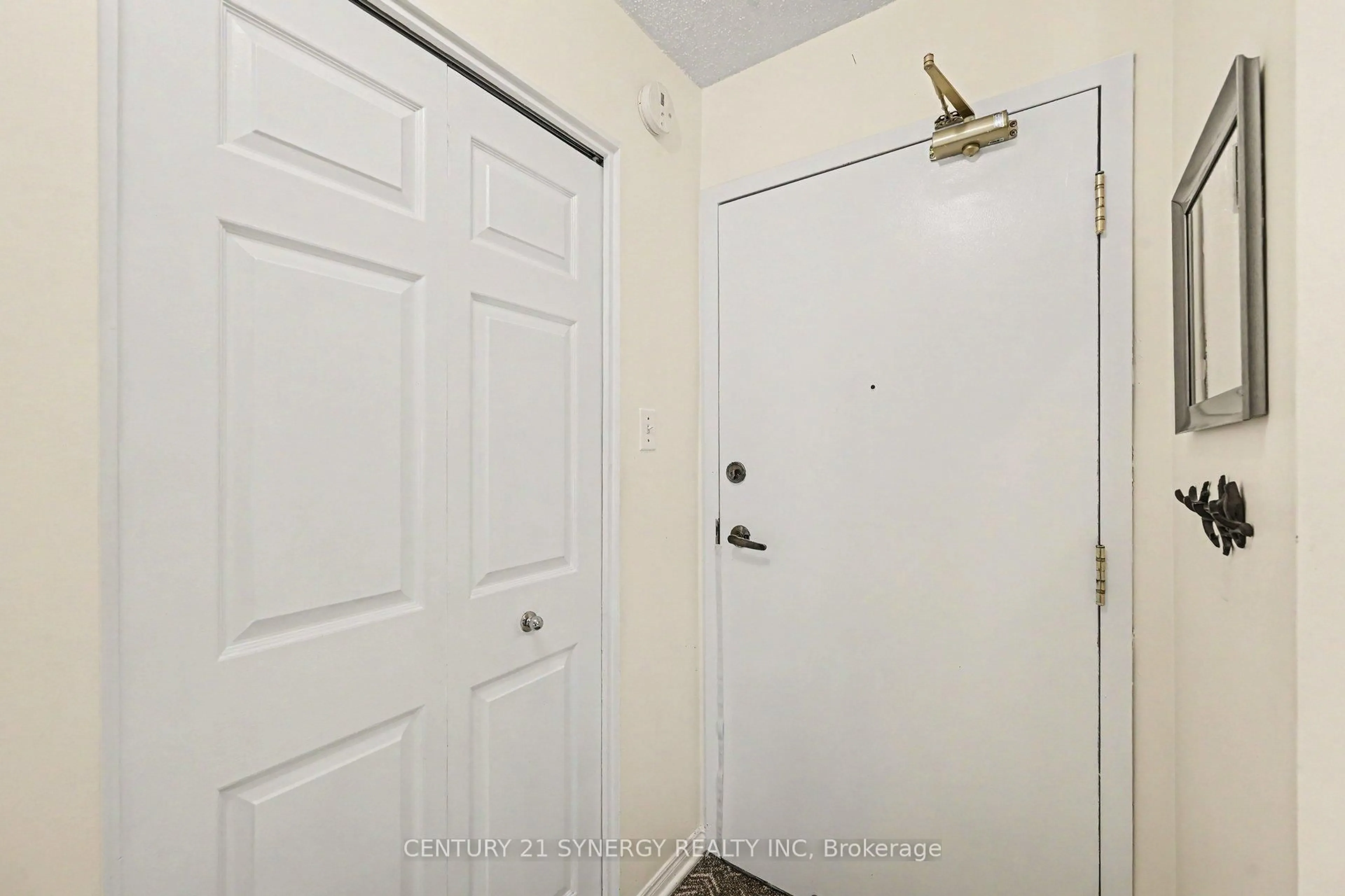 Indoor entryway for 61 Jack Cres #108, Arnprior Ontario K7S 3T7