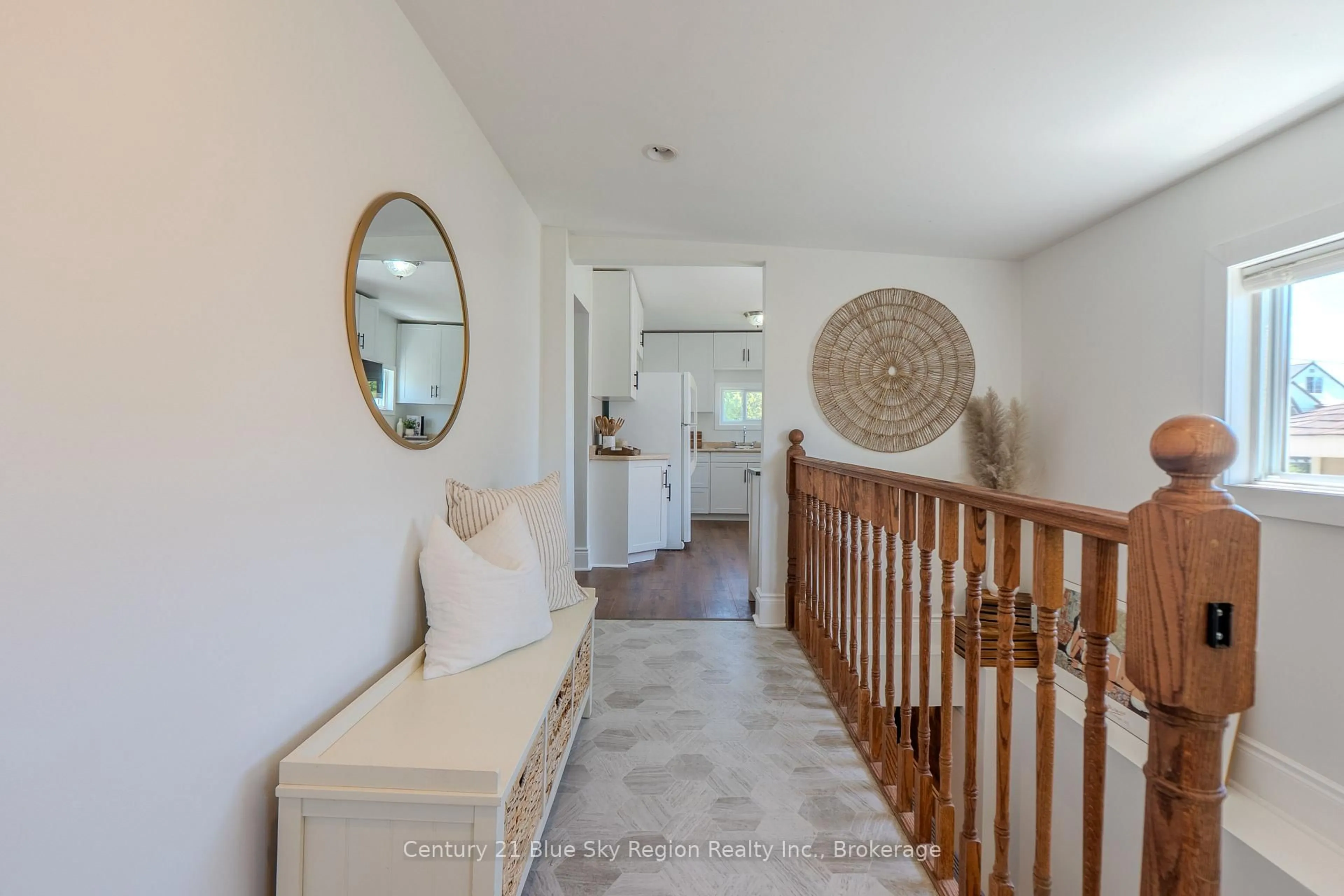 Indoor entryway for 23 George St, North Bay Ontario P1A 1C2