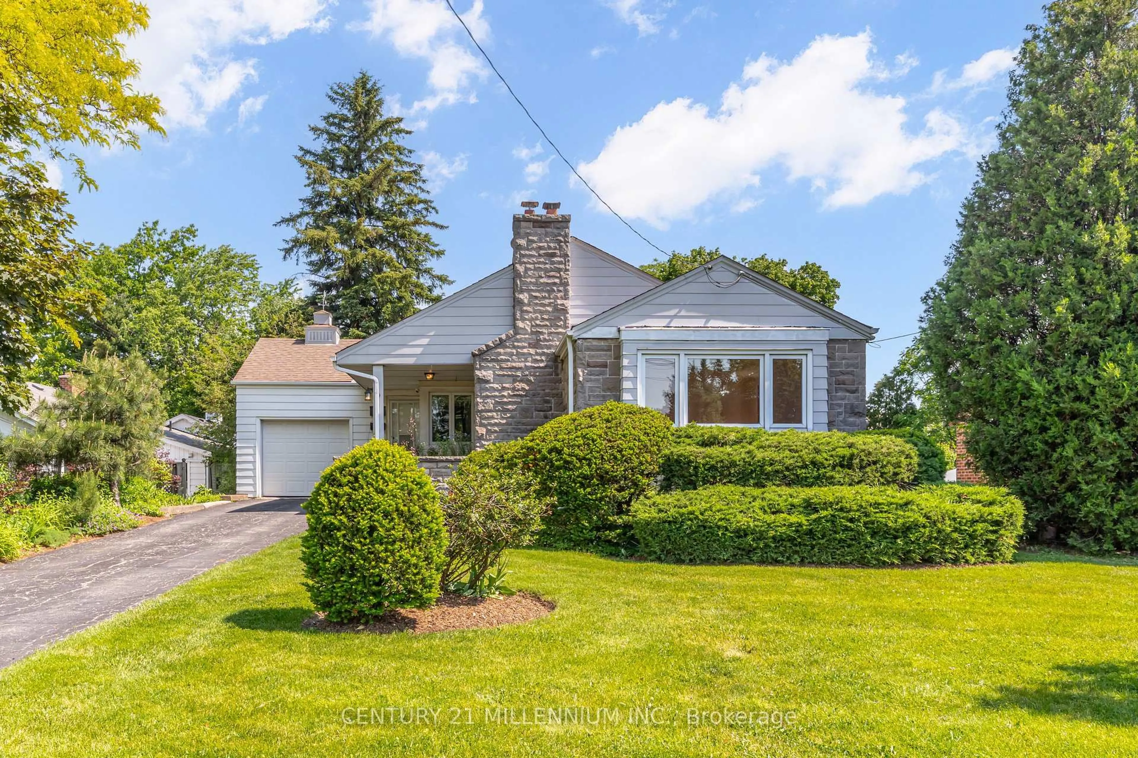 Unknown for 99 Sunning Hill Ave, Hamilton Ontario L8T 1C1