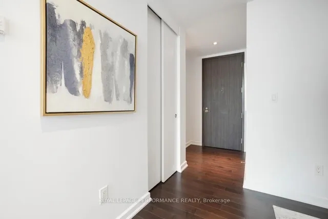 300 Lisgar St #702, Ottawa 3