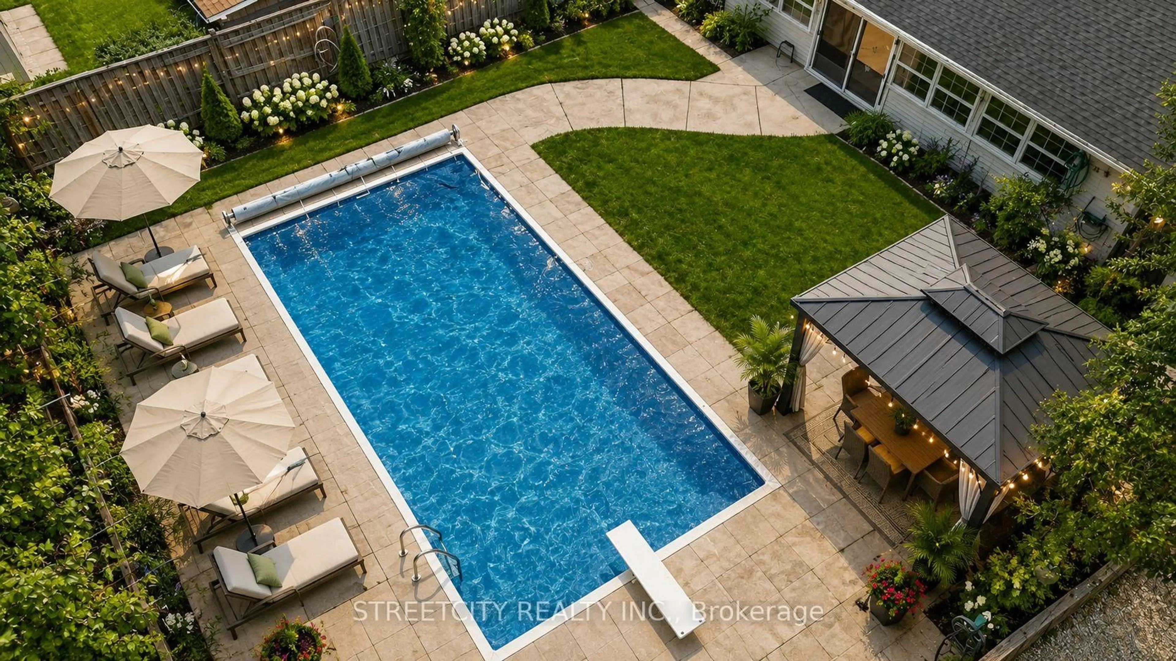 Pool for 174 Myrtle St, St. Thomas Ontario N5R 2G9
