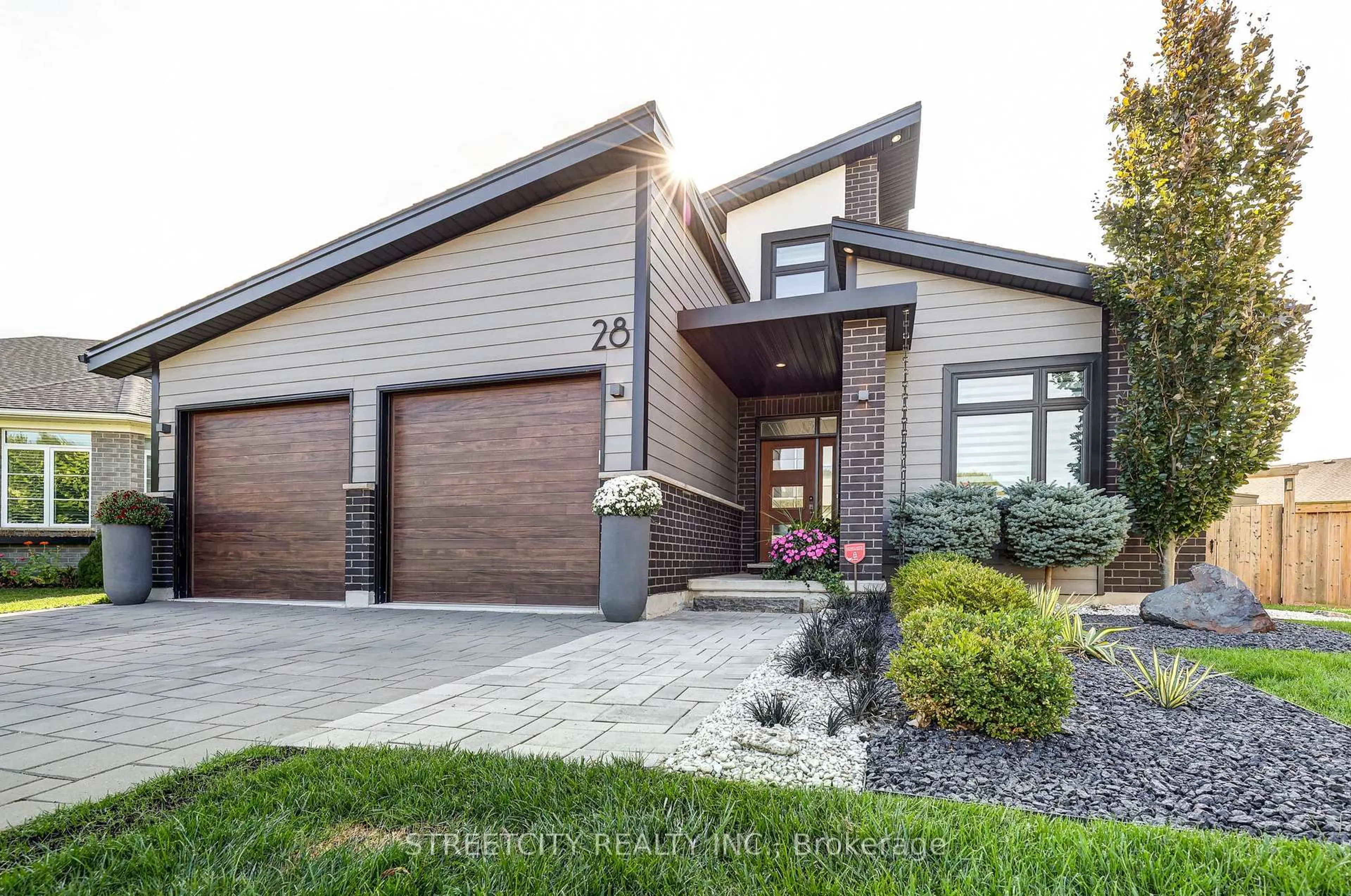Home with brick exterior material, street for 28 Martingale Terr, St. Thomas Ontario N5R 0H6