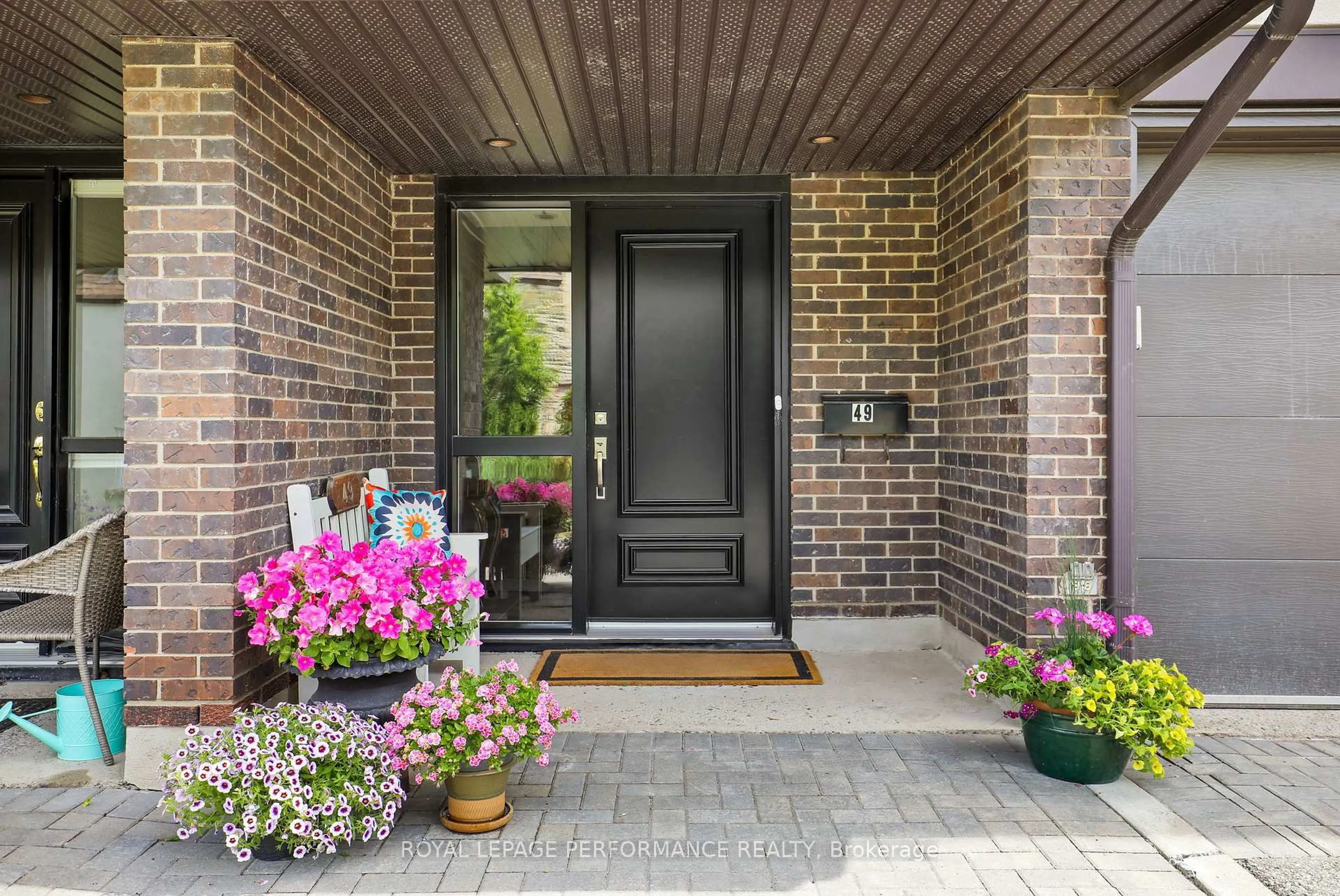 Indoor entryway for 655 Richmond Rd #49, Ottawa Ontario K2A 3Y3