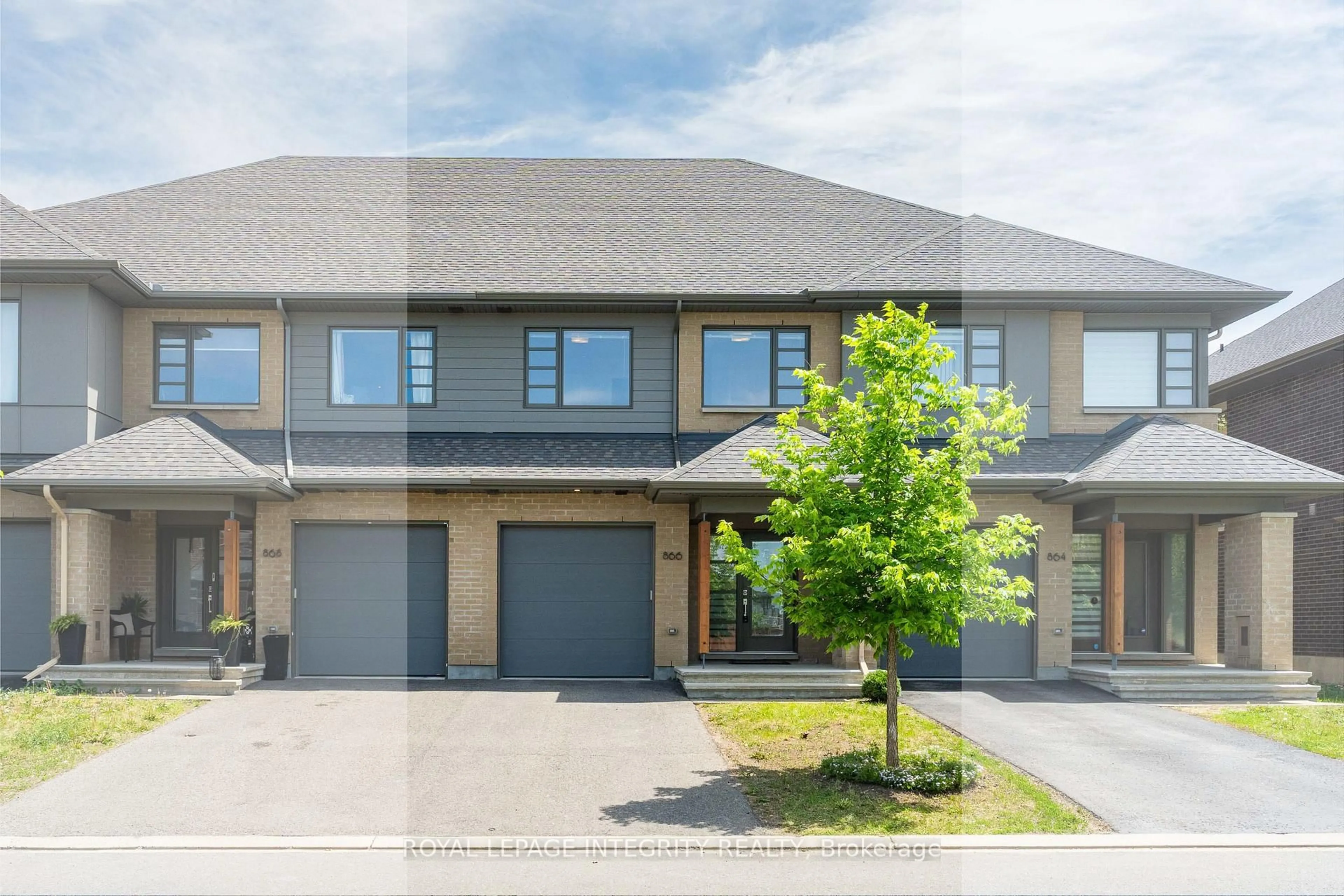 Home with brick exterior material, street for 866 Quartet Ave, Ottawa Ontario K1X 0C6
