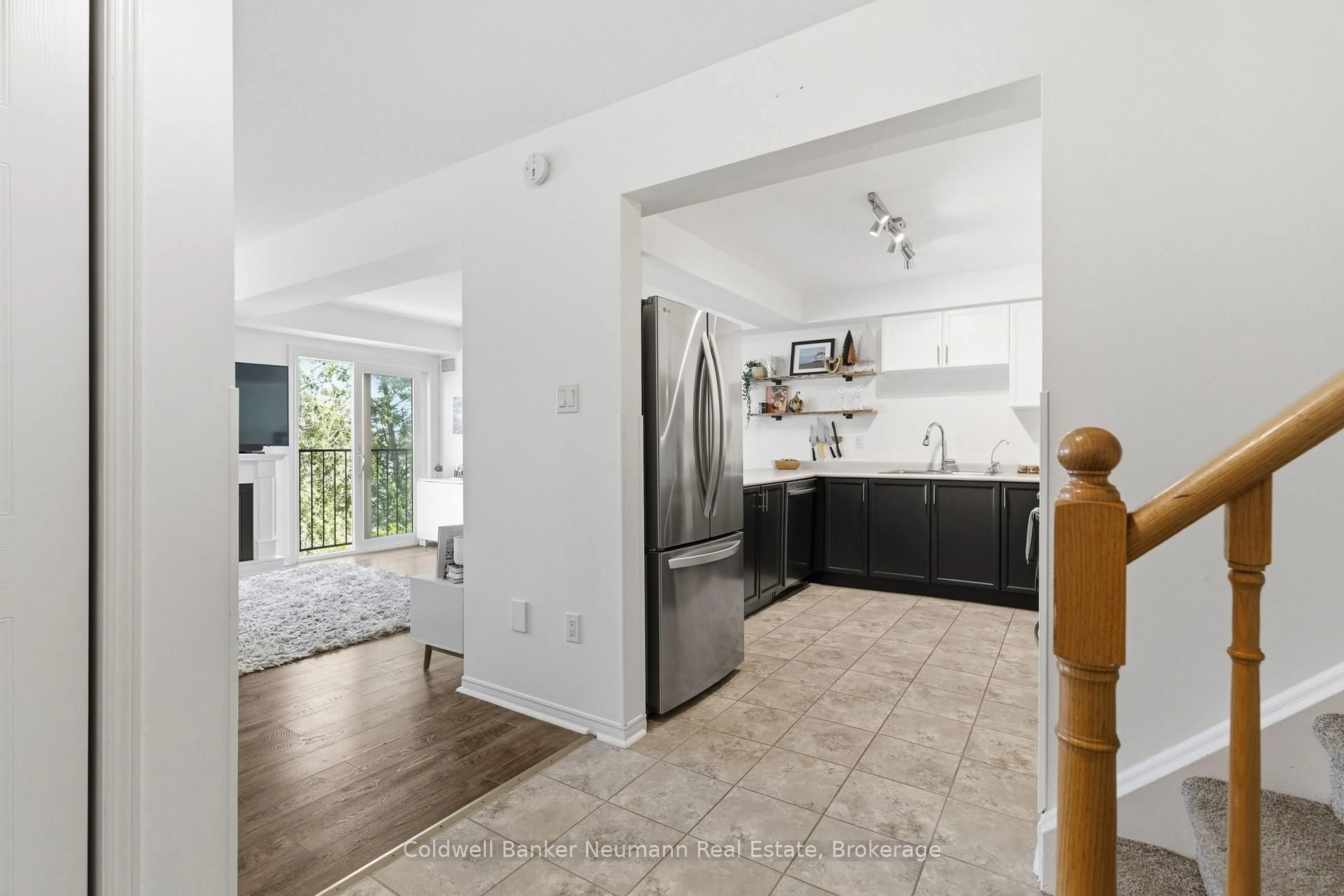 Open concept kitchen, ceramic/tile floor for 460 Janefield Ave #233, Guelph Ontario N1G 4R8