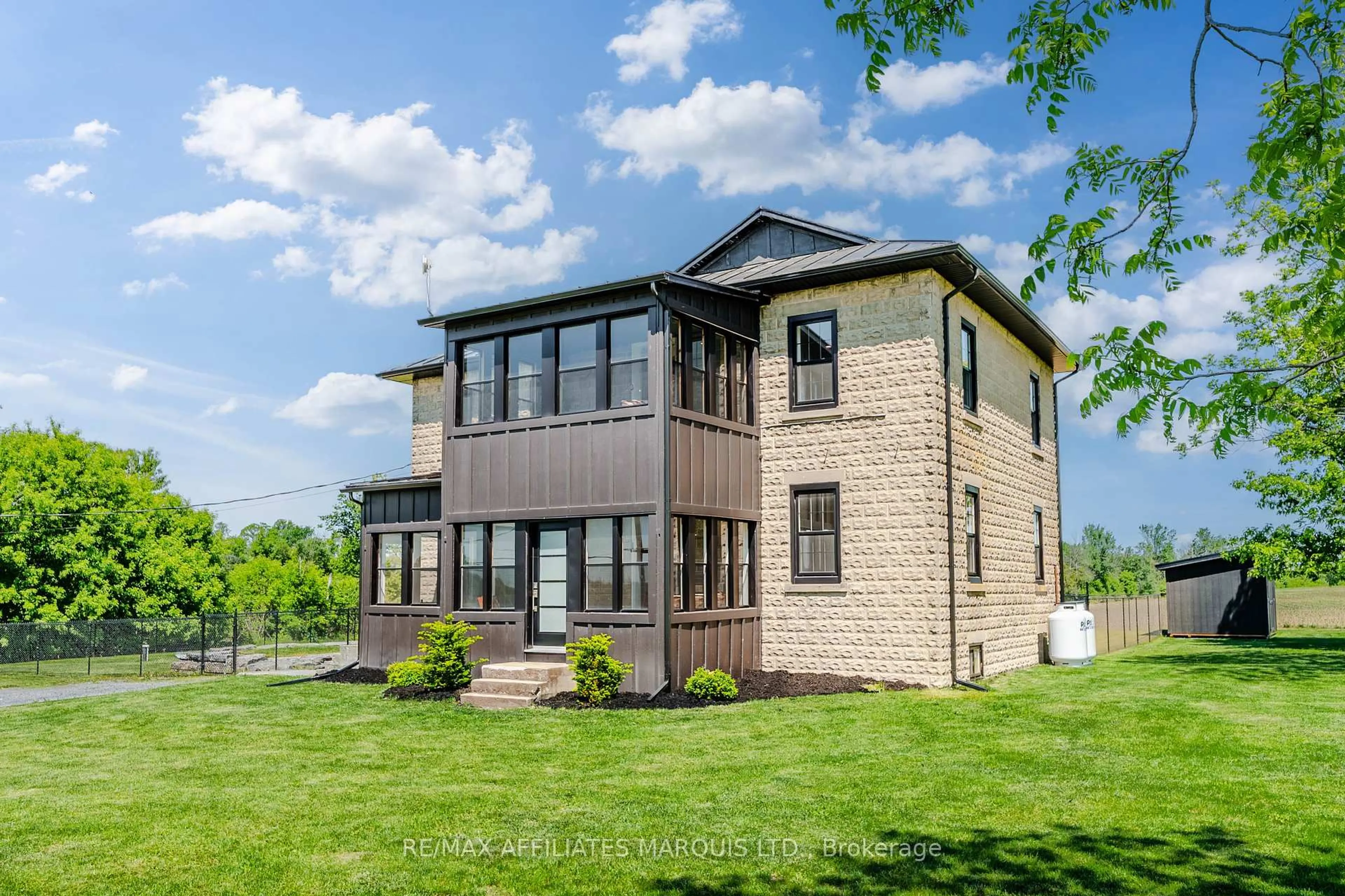 Home with brick exterior material, building for 18235 North Branch Rd, South Glengarry Ontario K0C 1S0
