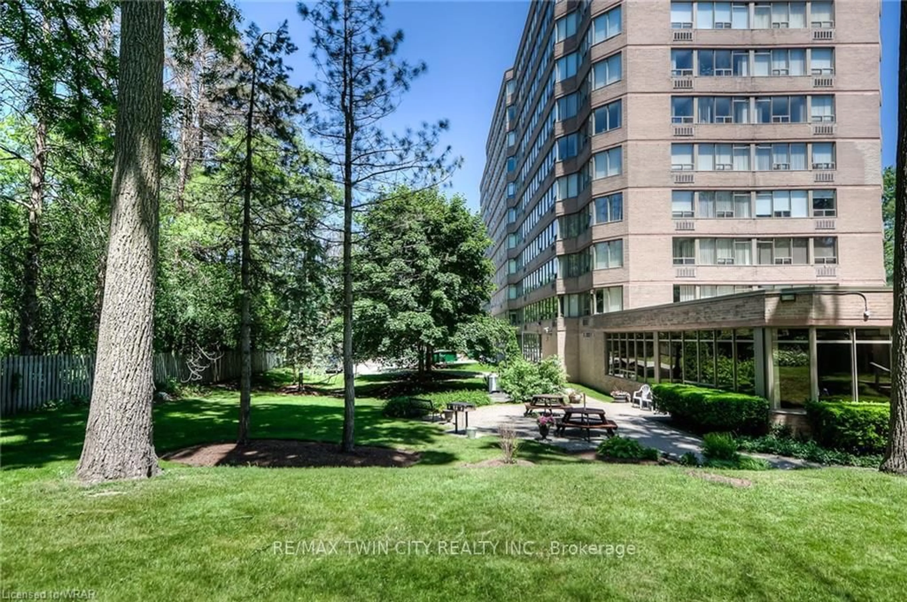 Patio, street for 3227 King St #503, Kitchener Ontario N2A 3Z9