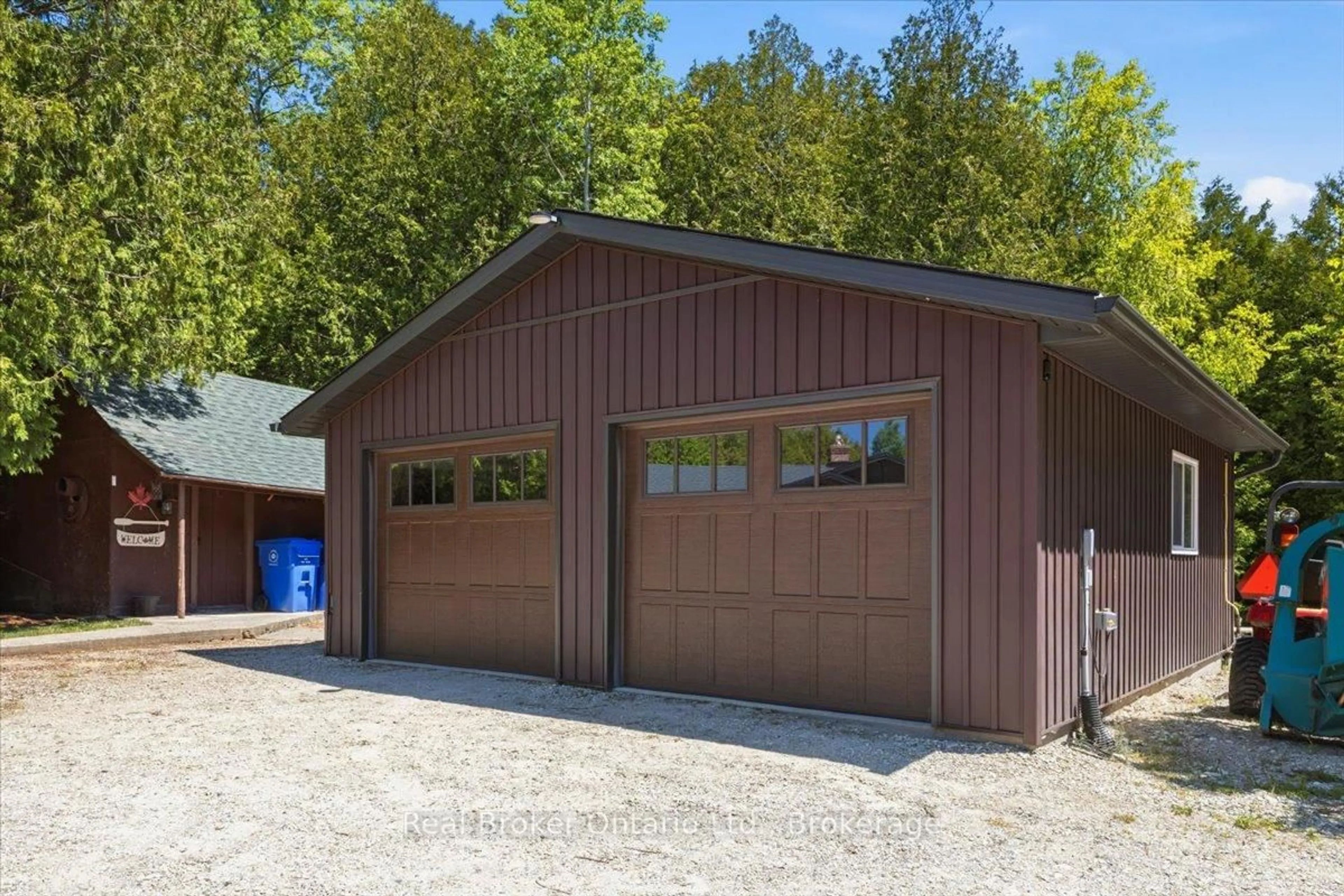 Indoor garage for 401479 Grey Rd 4, West Grey Ontario N4N 3B8