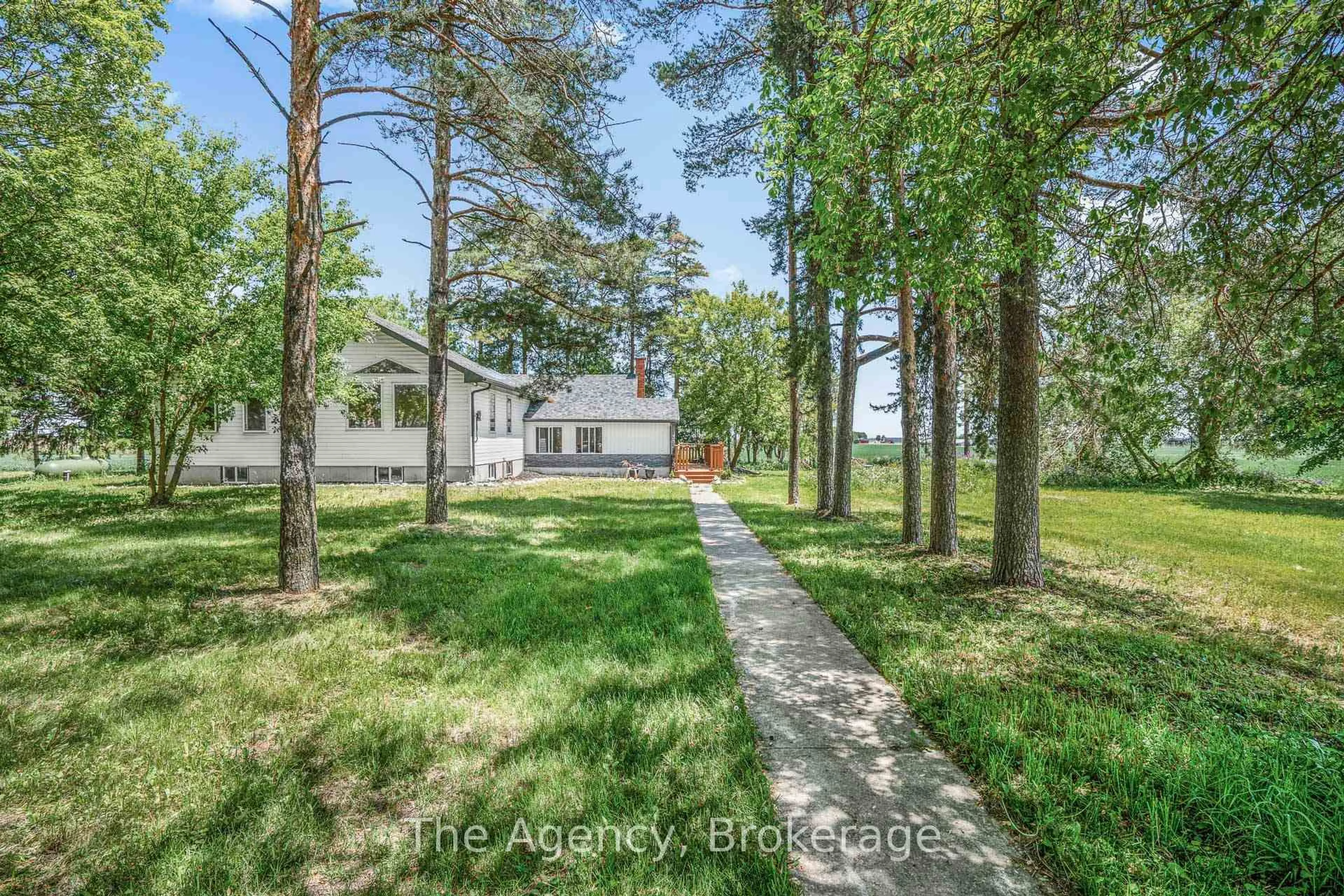 A pic from outside/outdoor area/front of a property/back of a property/a pic from drone, street for 441038 Concession 12-13 Rd, East Luther Grand Valley Ontario L9W 0Z9