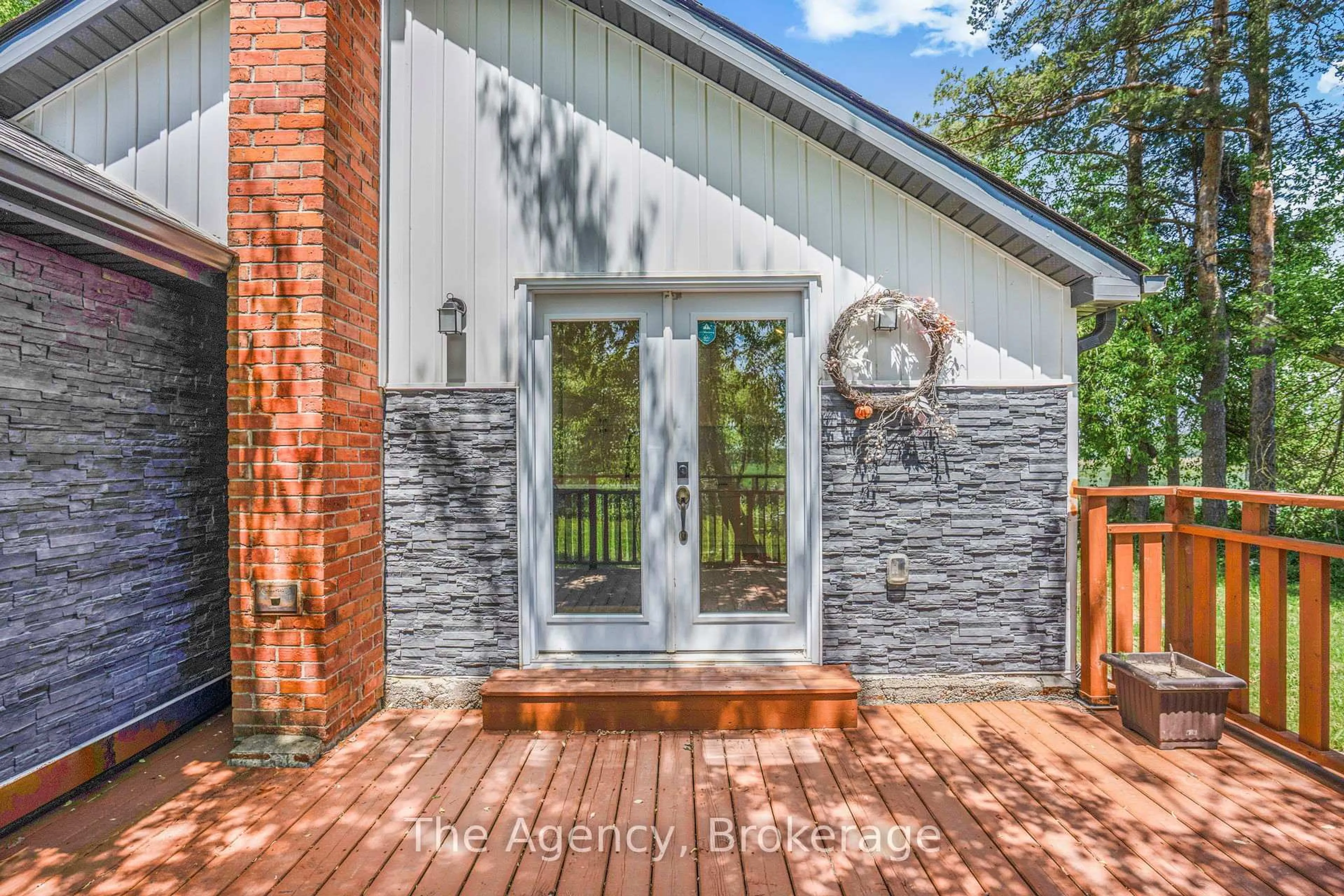 Home with brick exterior material, unknown for 441038 Concession 12-13 Rd, East Luther Grand Valley Ontario L9W 0Z9