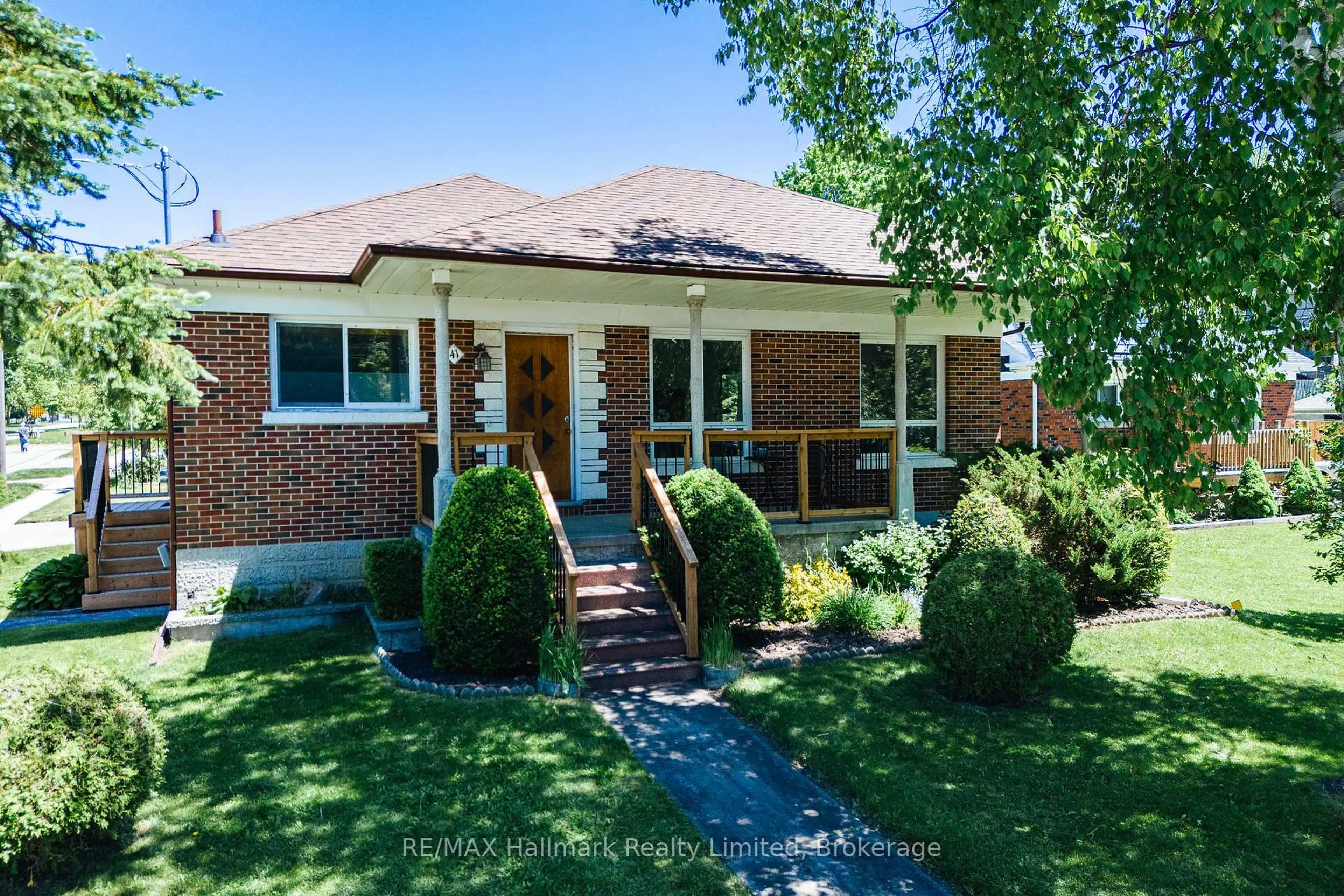 Home with brick exterior material, street for 41 William St, Guelph Ontario N1E 5E2