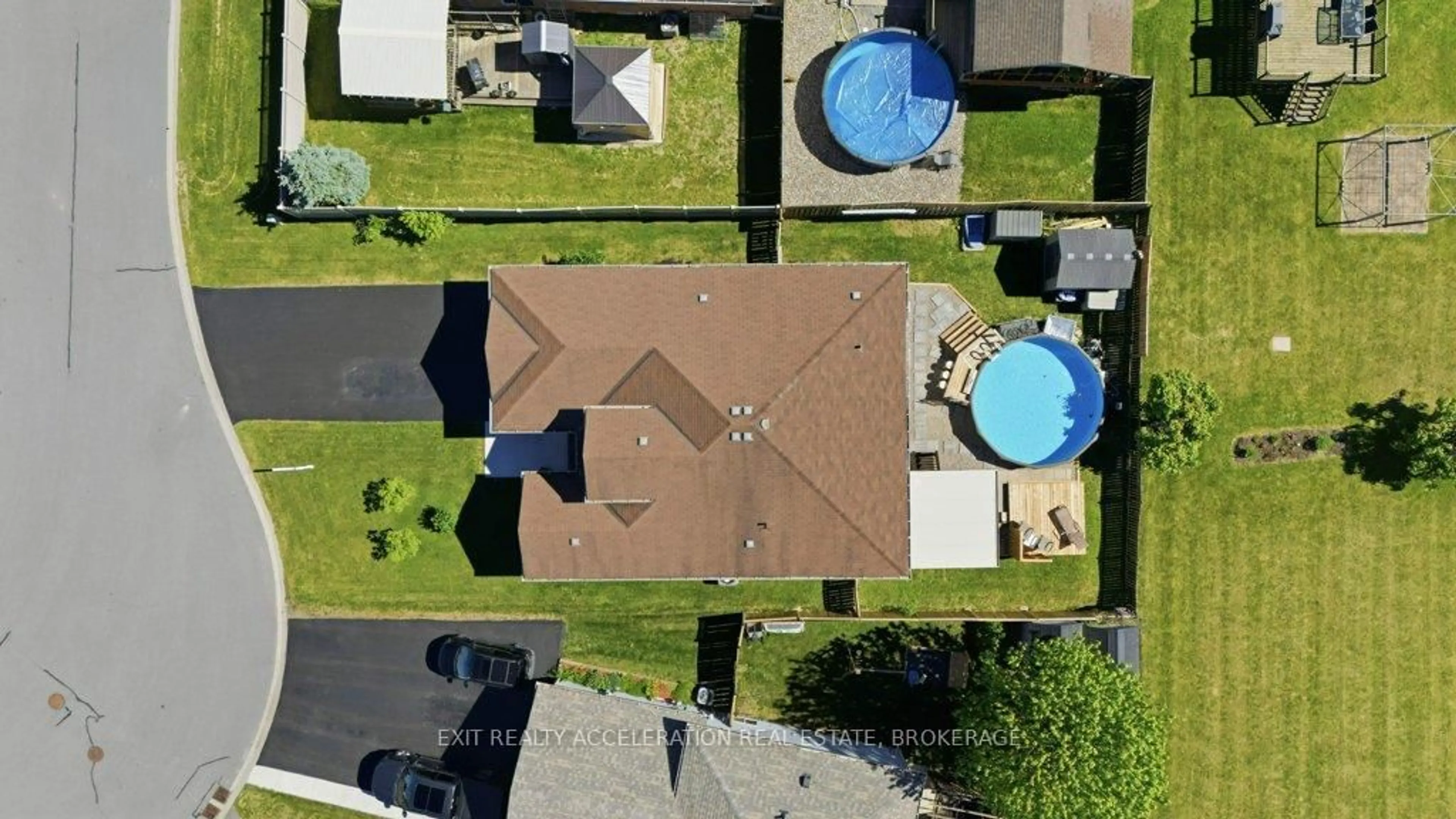 A pic from outside/outdoor area/front of a property/back of a property/a pic from drone, street for 13 Kanvers Way, Greater Napanee Ontario K7R 3X7