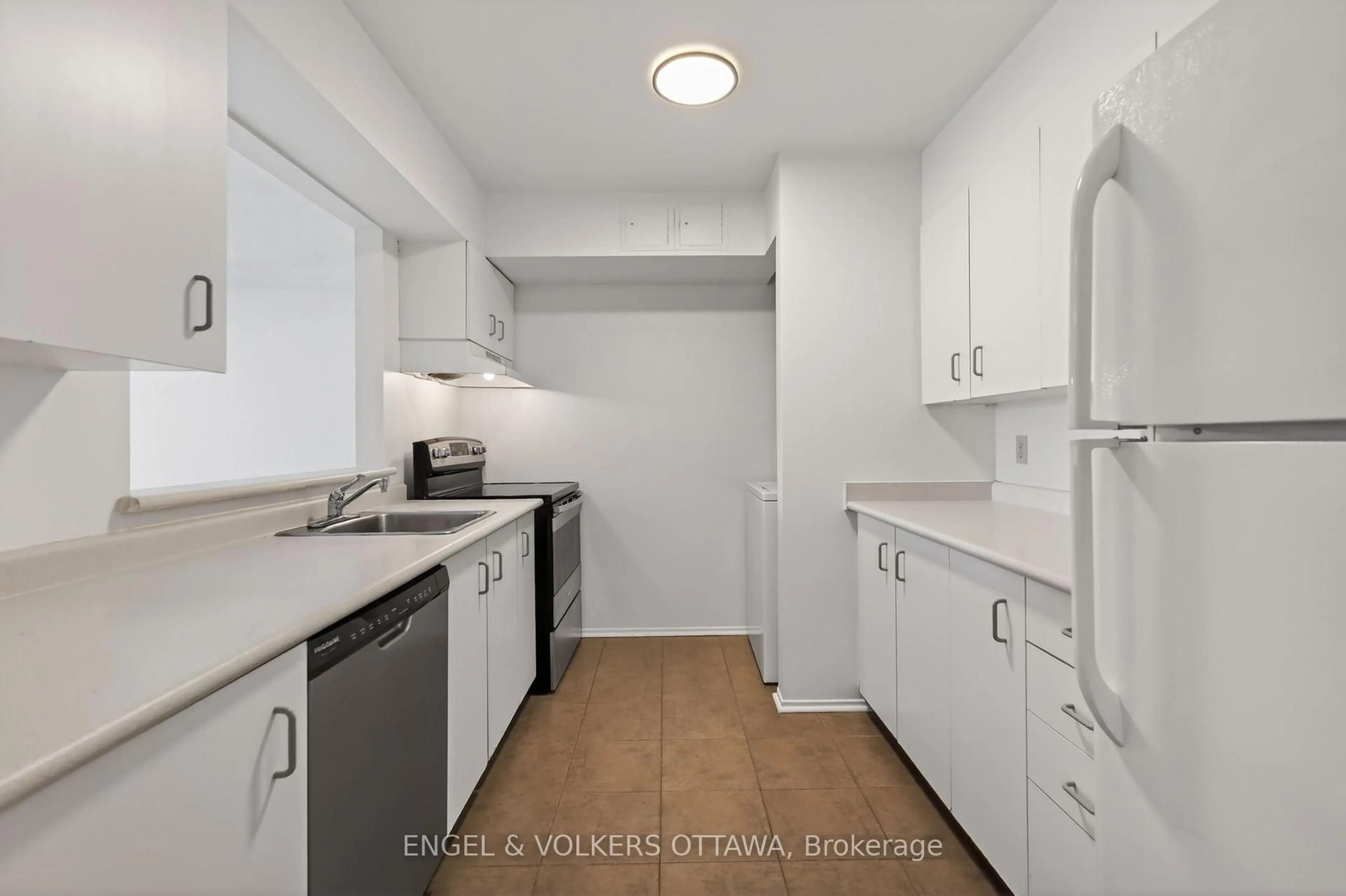 Standard kitchen, unknown for 318 Lorry Greenberg Dr #322, Ottawa Ontario K1T 2R5