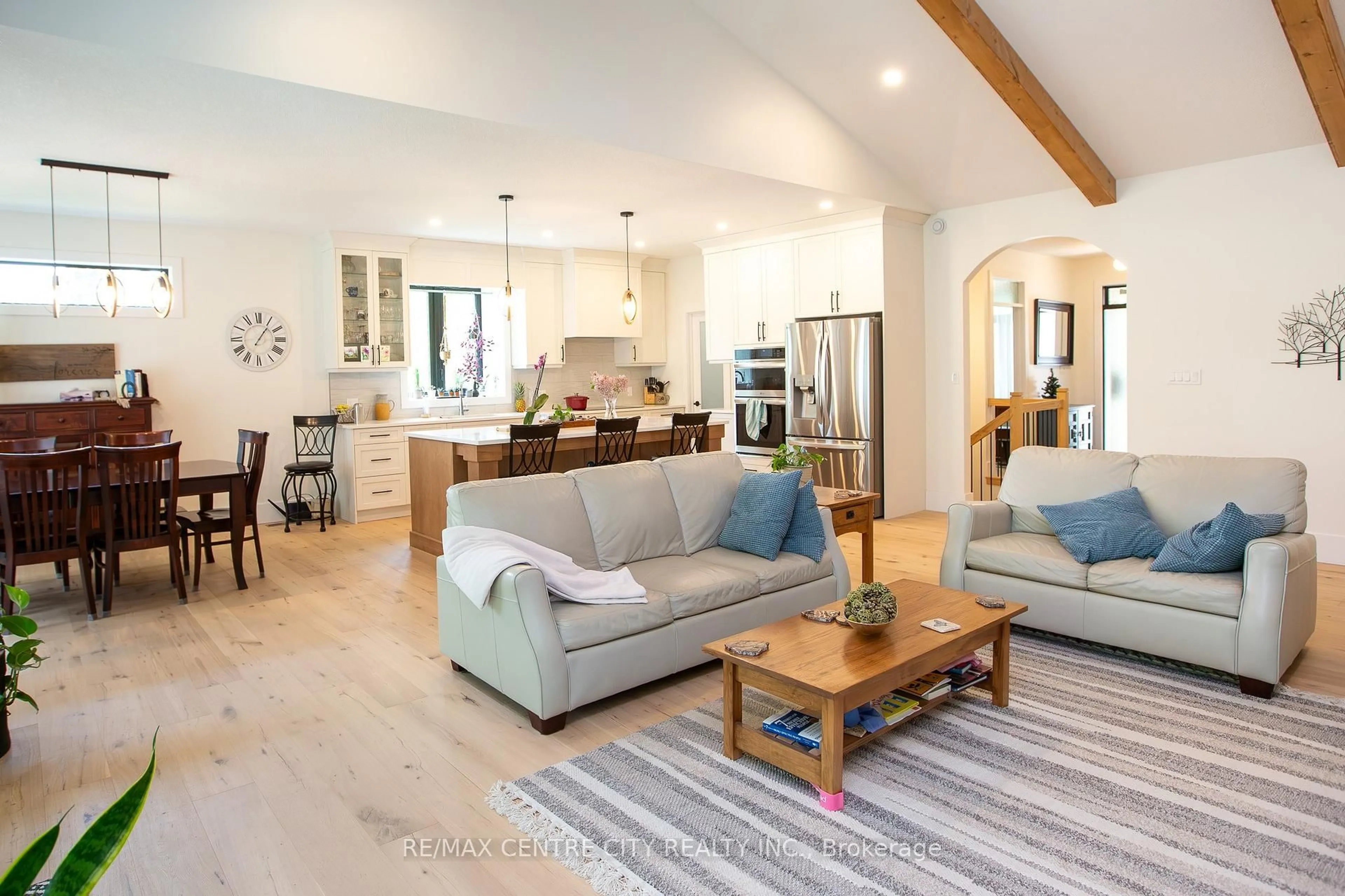 Open concept kitchen, unknown for 273 Foxborough Pl, Thames Centre Ontario N0M 2P0
