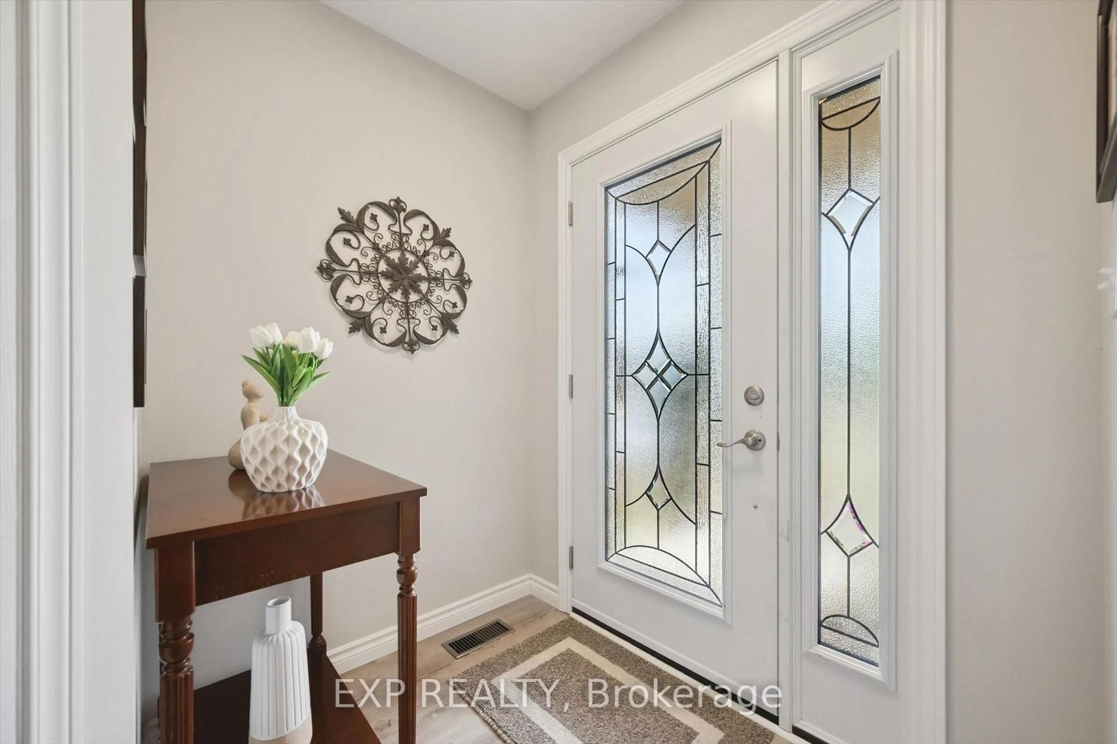 Indoor entryway for 78 Bridlewreath St, Waterloo Ontario N2E 3V5