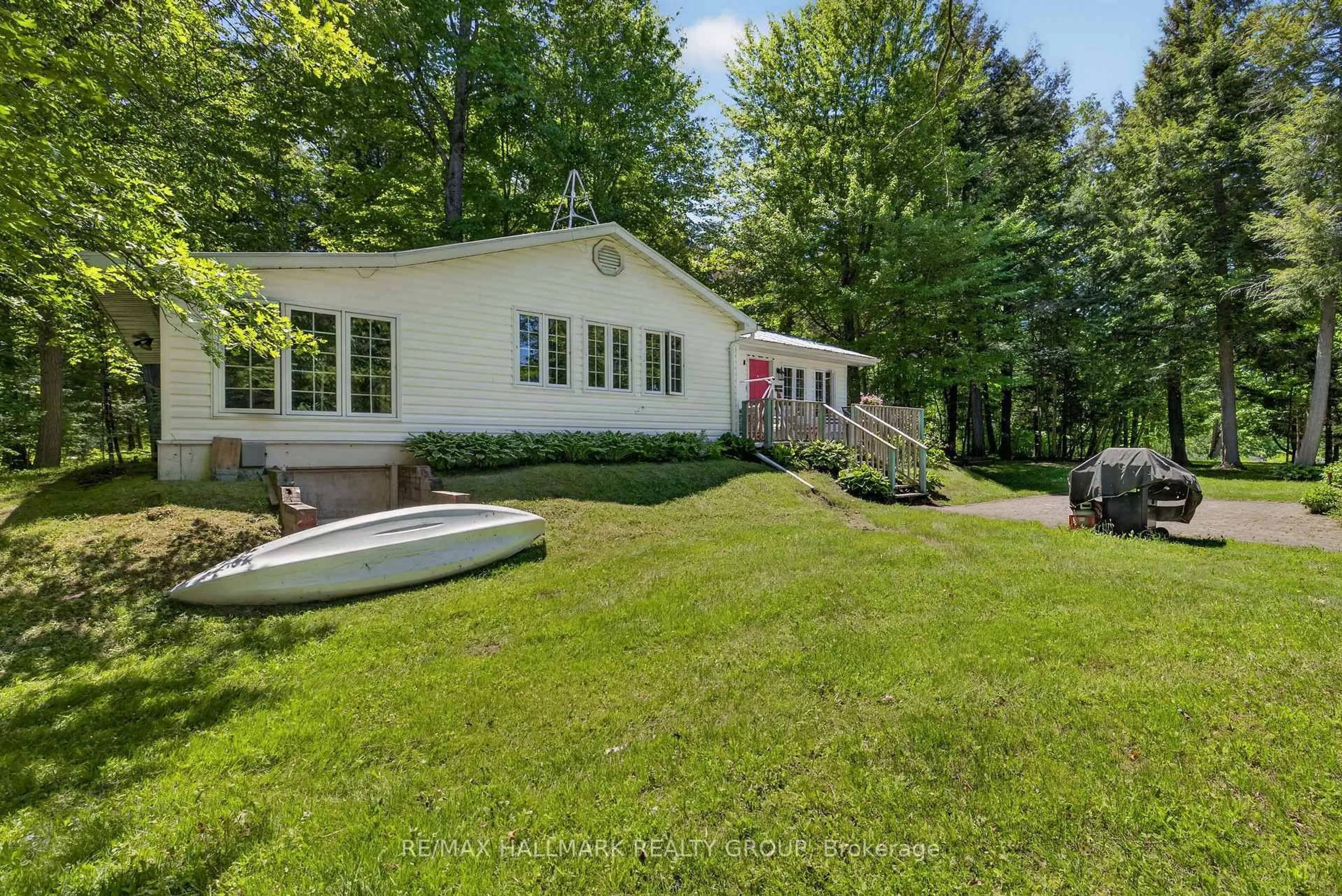 Unknown for 2432 Bathurst 2nd Concession, Perth Ontario K7H 3C9
