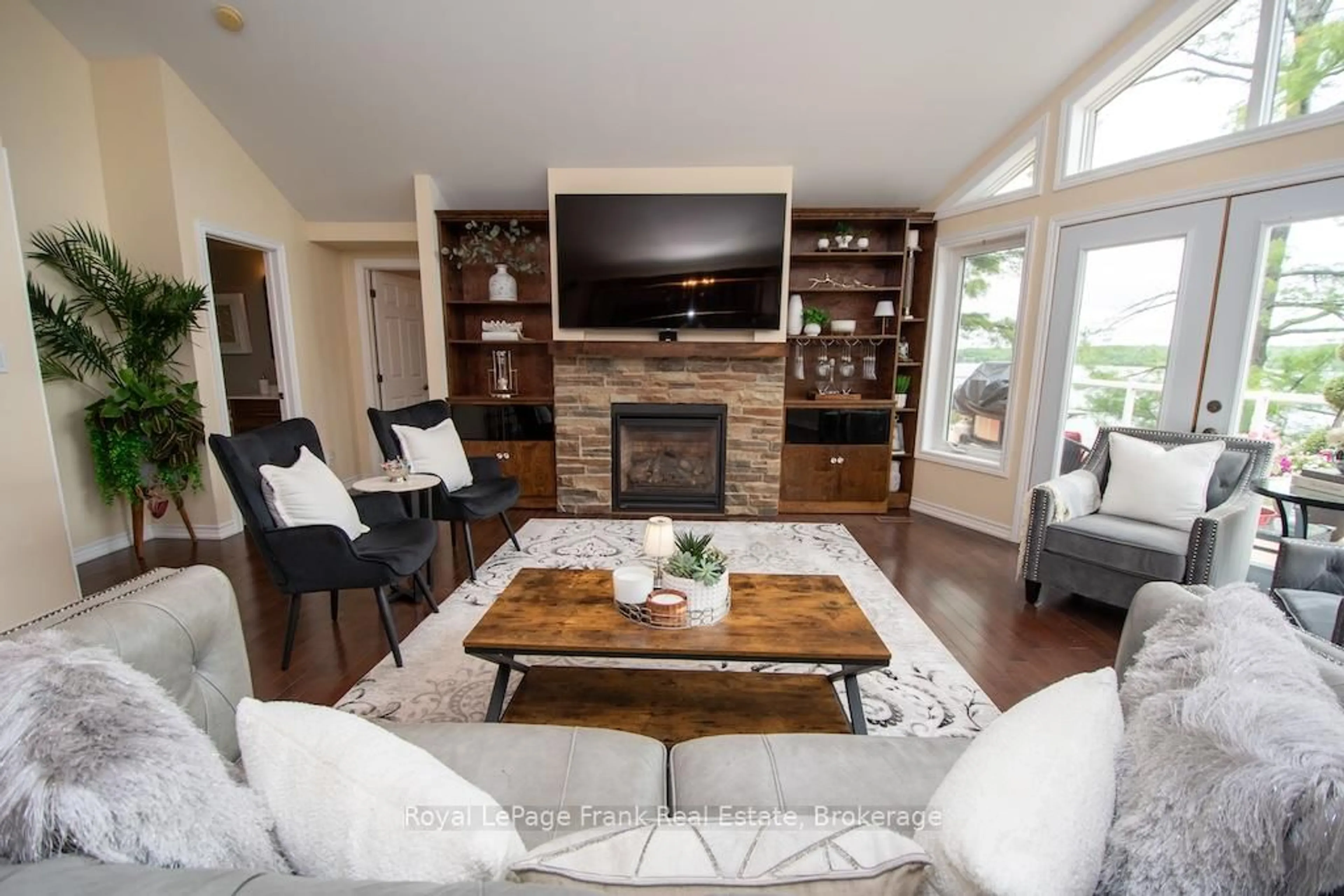 Living room with furniture, unknown for 113 Fire Route 37, Trent Lakes Ontario K0L 1J0