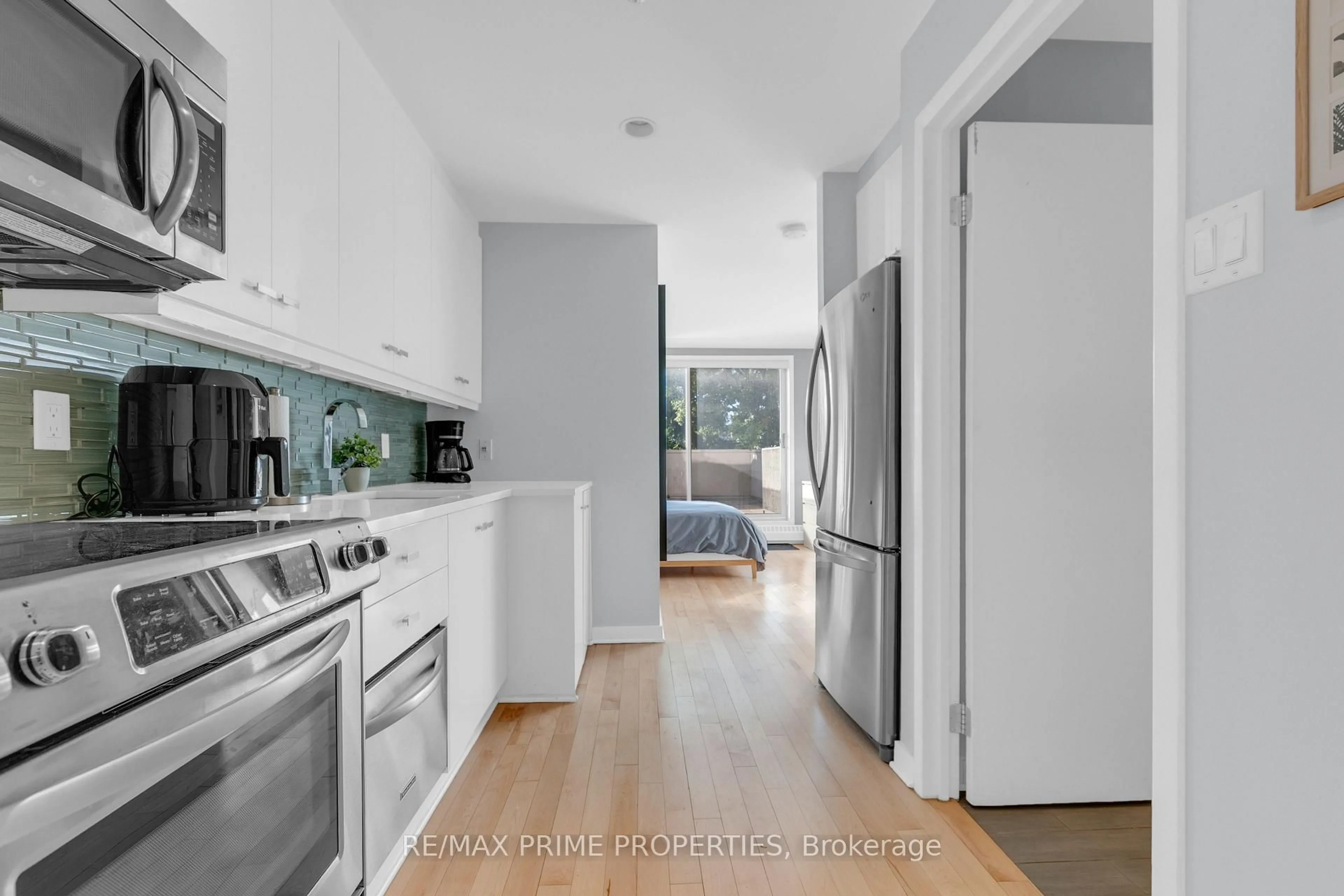 Open concept kitchen, unknown for 202 ST PATRICK St #10, Ottawa Ontario K1N 5K3