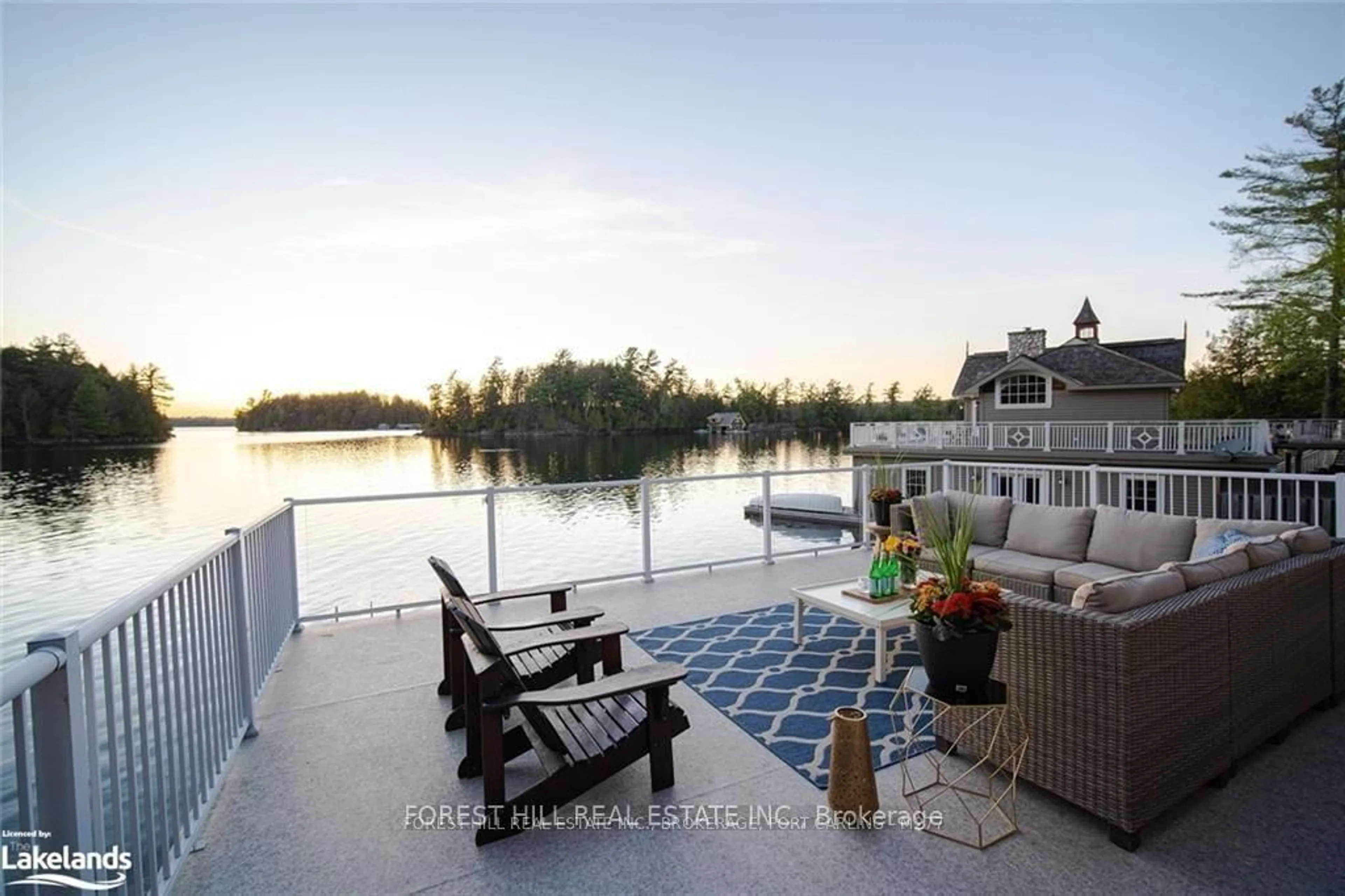 Patio, water/lake/river/ocean view for 1004 Old Township Rd, Muskoka Lakes Ontario P0B 1J0