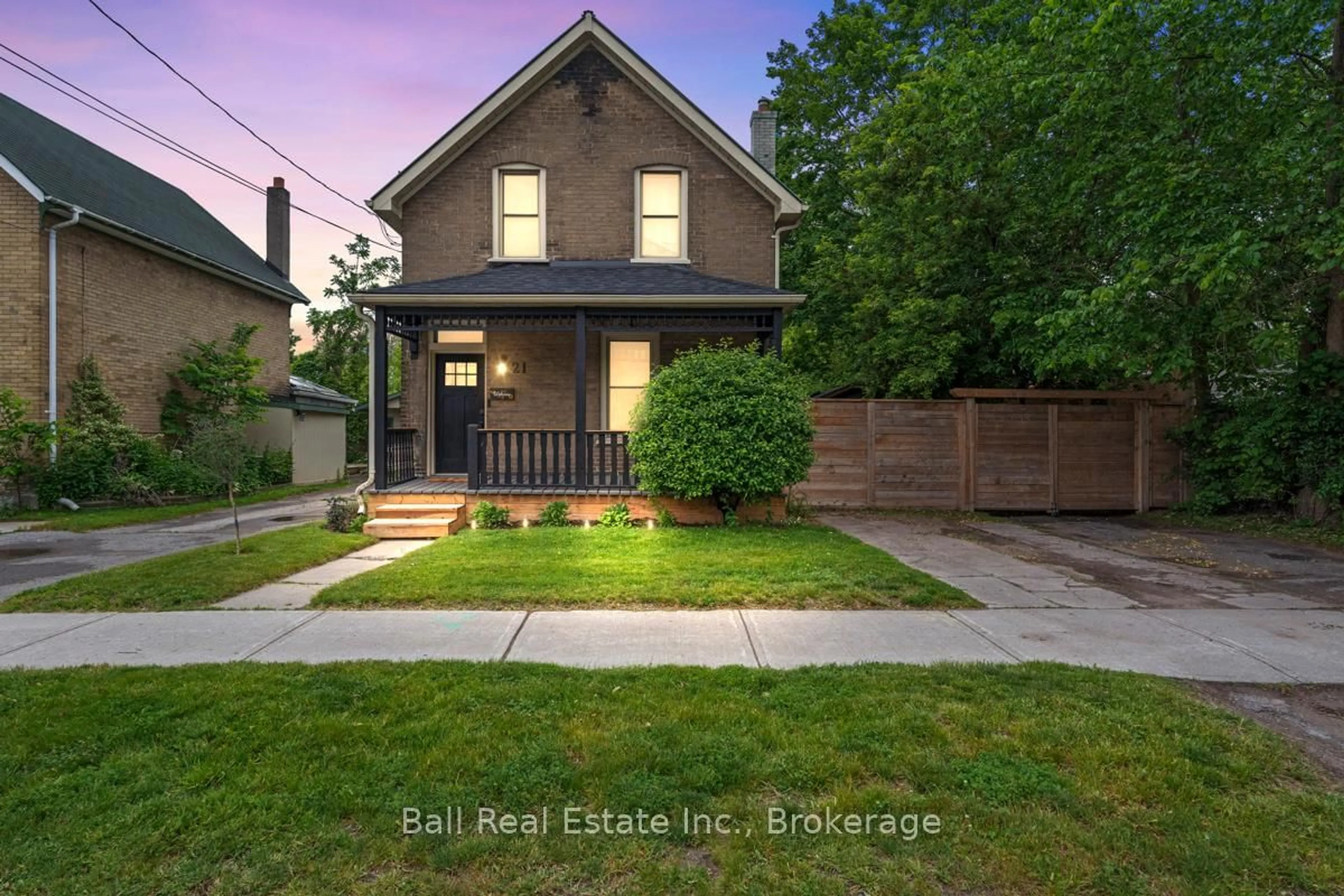 Home with brick exterior material, street for 21 Aylmer St, Peterborough Ontario K9J 3H6