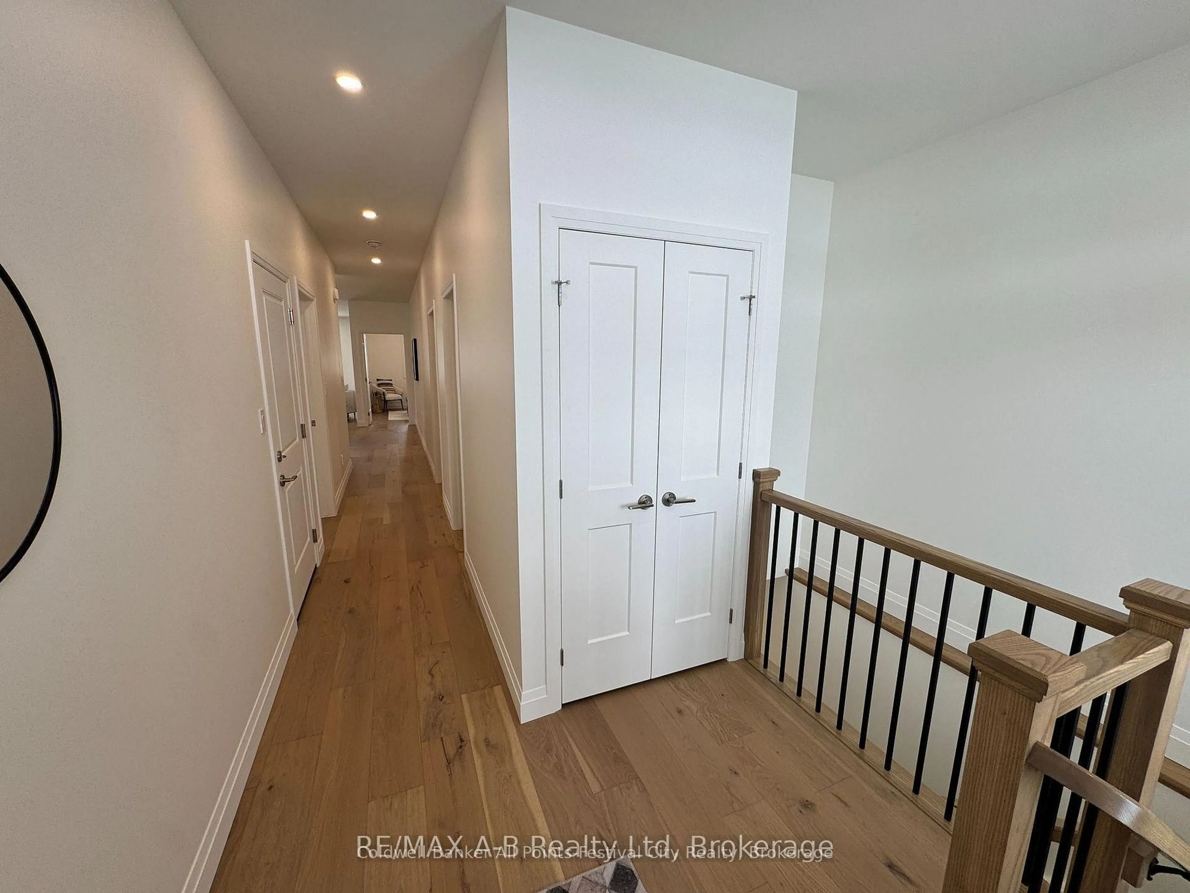 Indoor entryway for 175 Anderson Lane, West Perth Ontario N0K 1N0