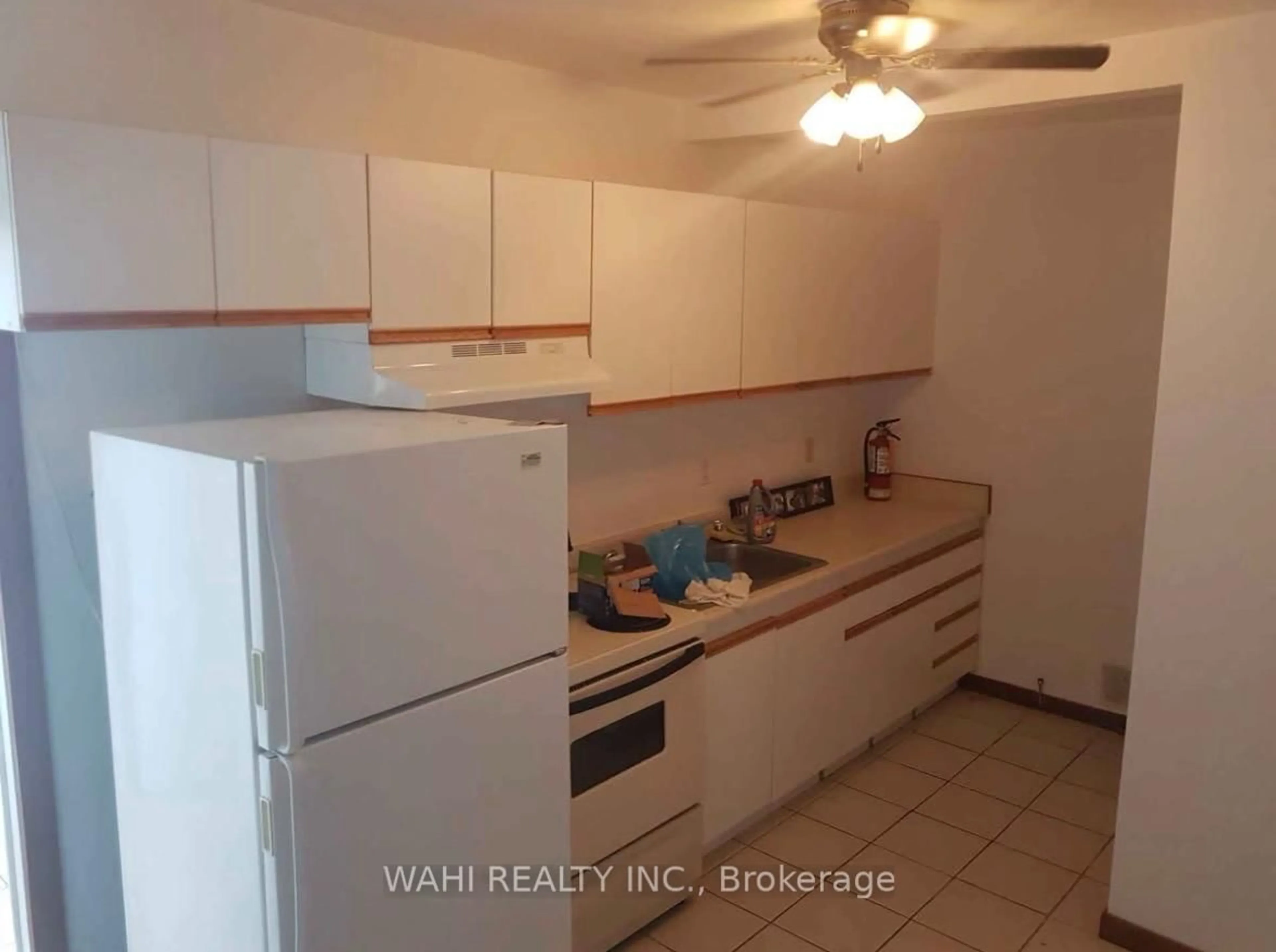 Unknown for 209 Breithaupt St, Waterloo Ontario N2H 5H3