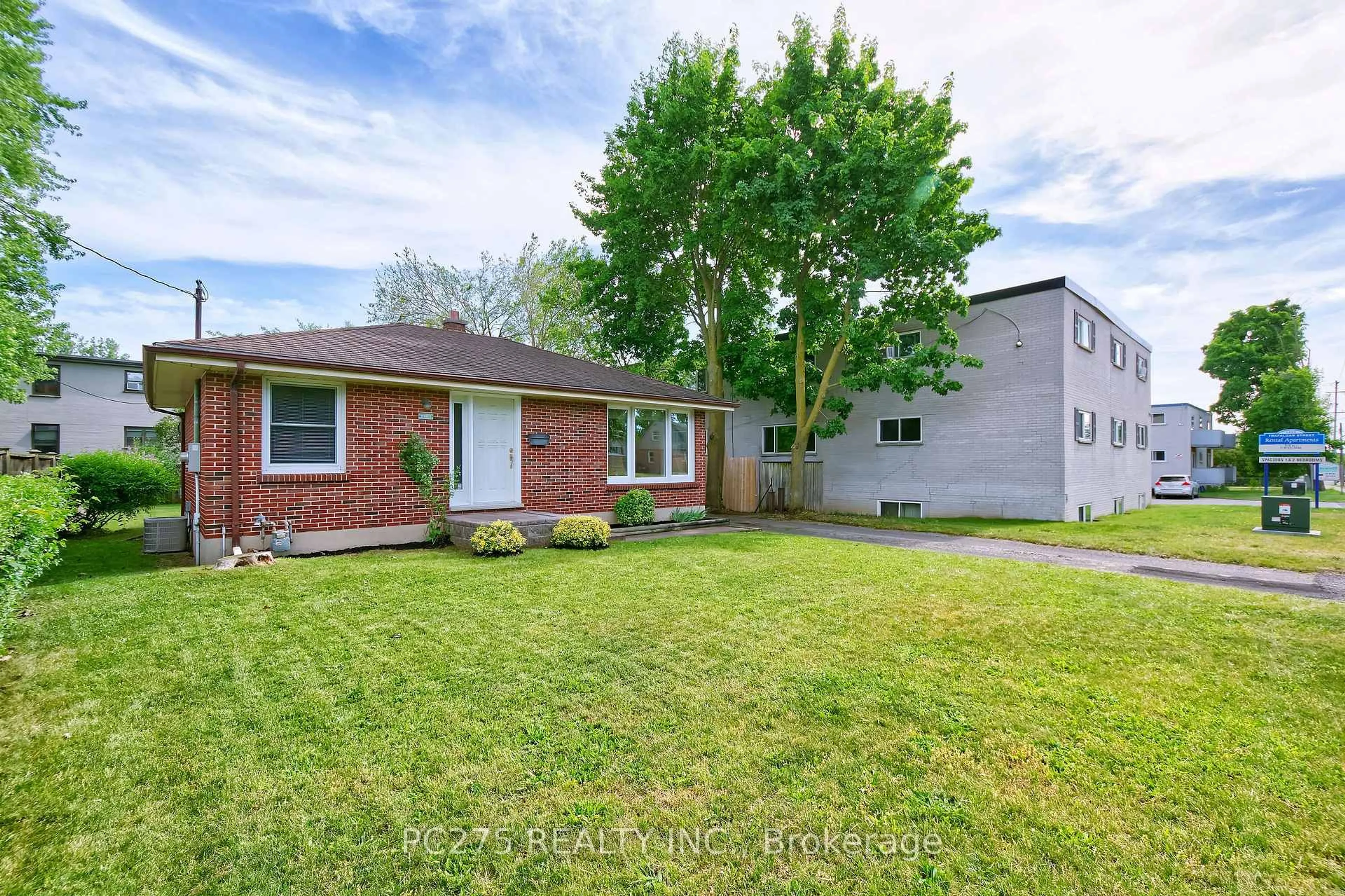 Home with brick exterior material, street for 1461 Trafalgar St, London East Ontario N5W 1W8