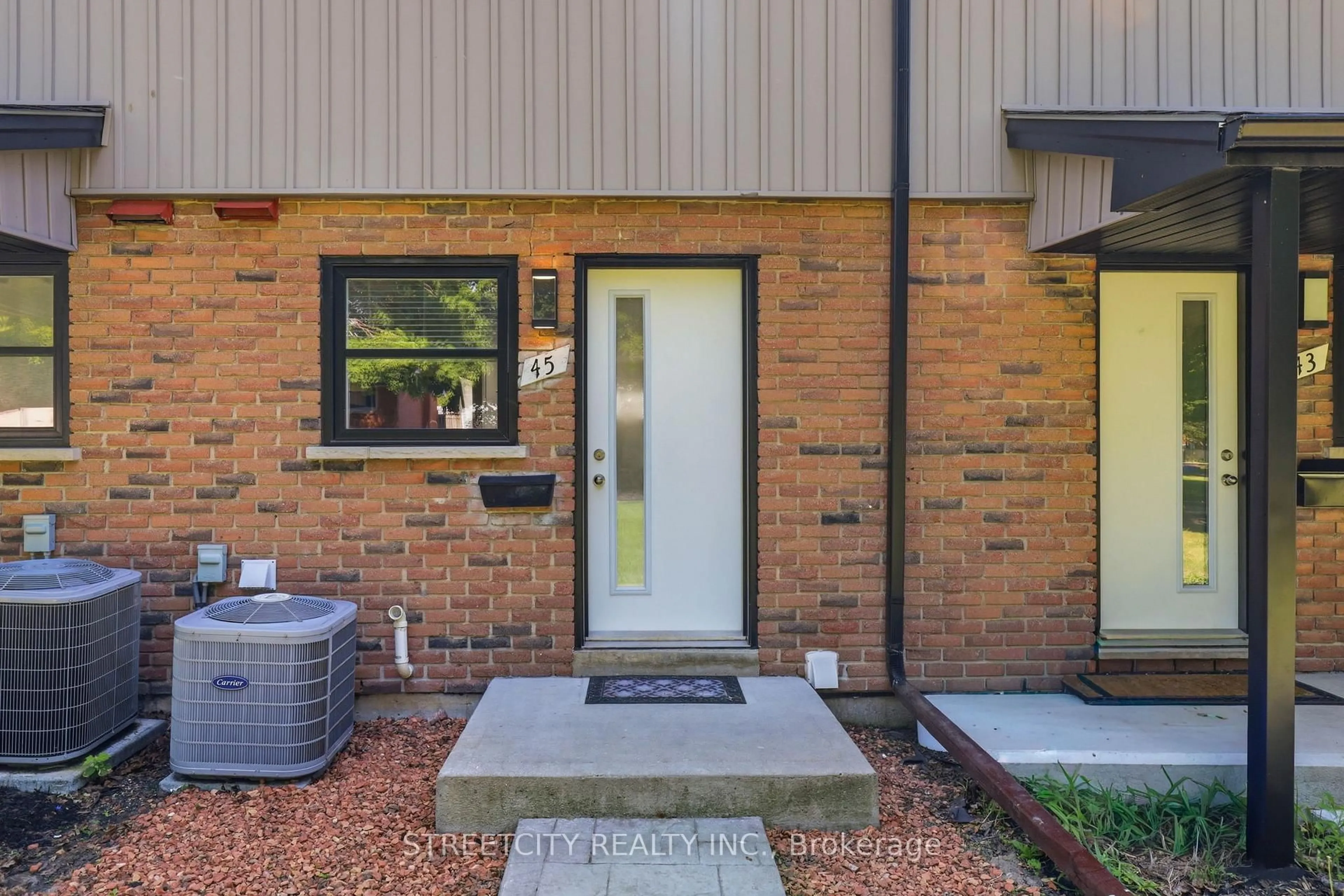 Home with brick exterior material, street for 45 Toulon Cres, London East Ontario N5V 1J4